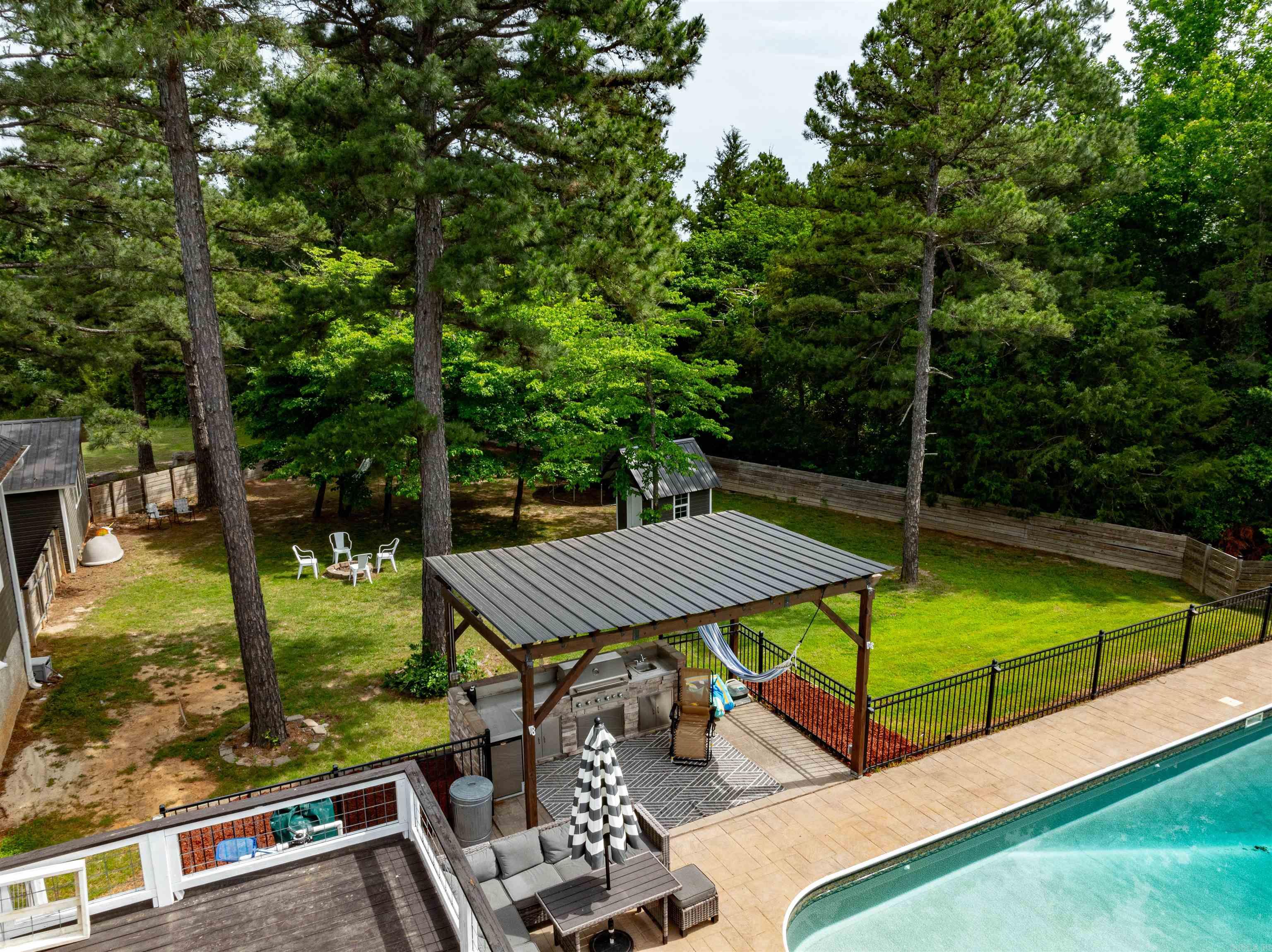 DOUBLE OAK ESTATES - Residential