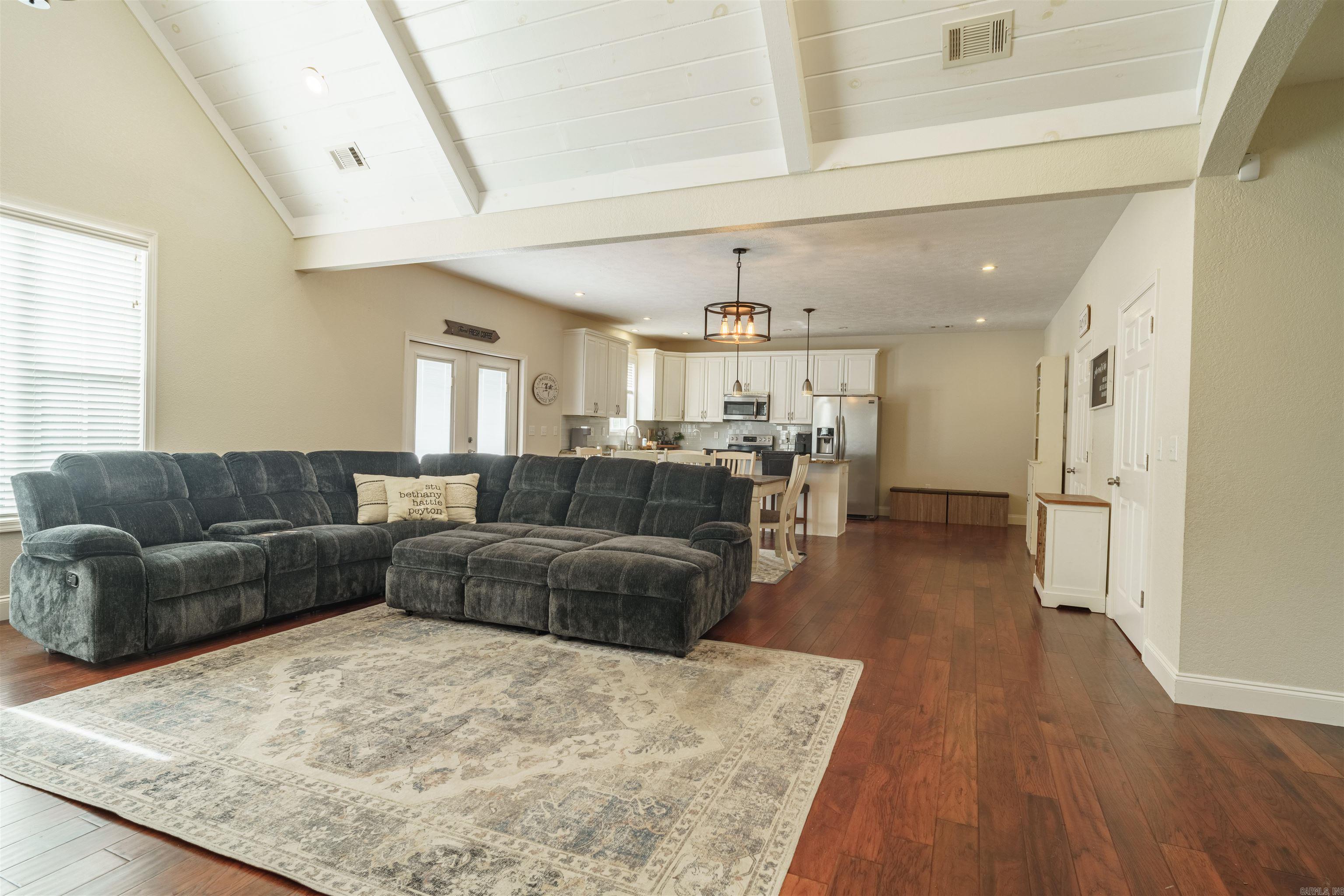 DOUBLE OAK ESTATES - Residential