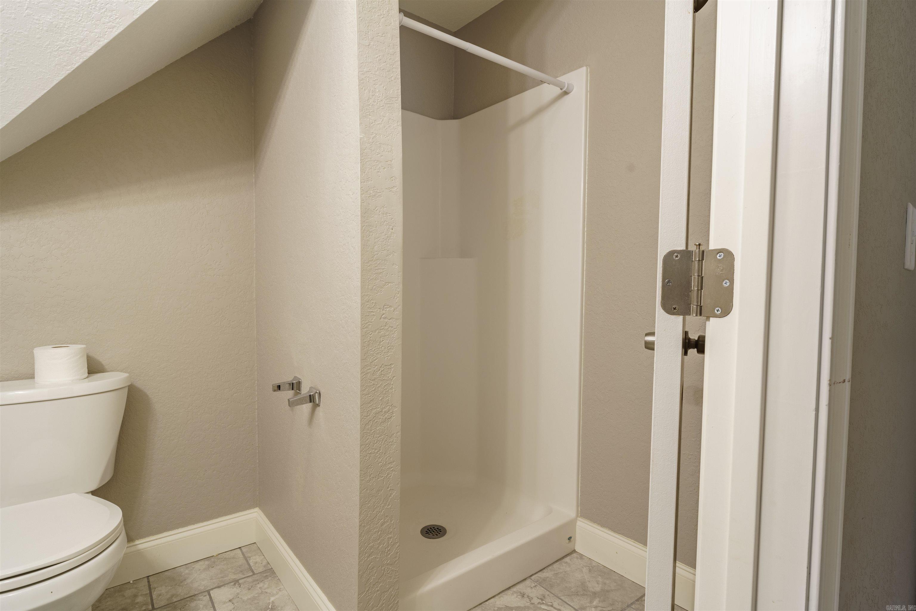 DOUBLE OAK ESTATES - Residential