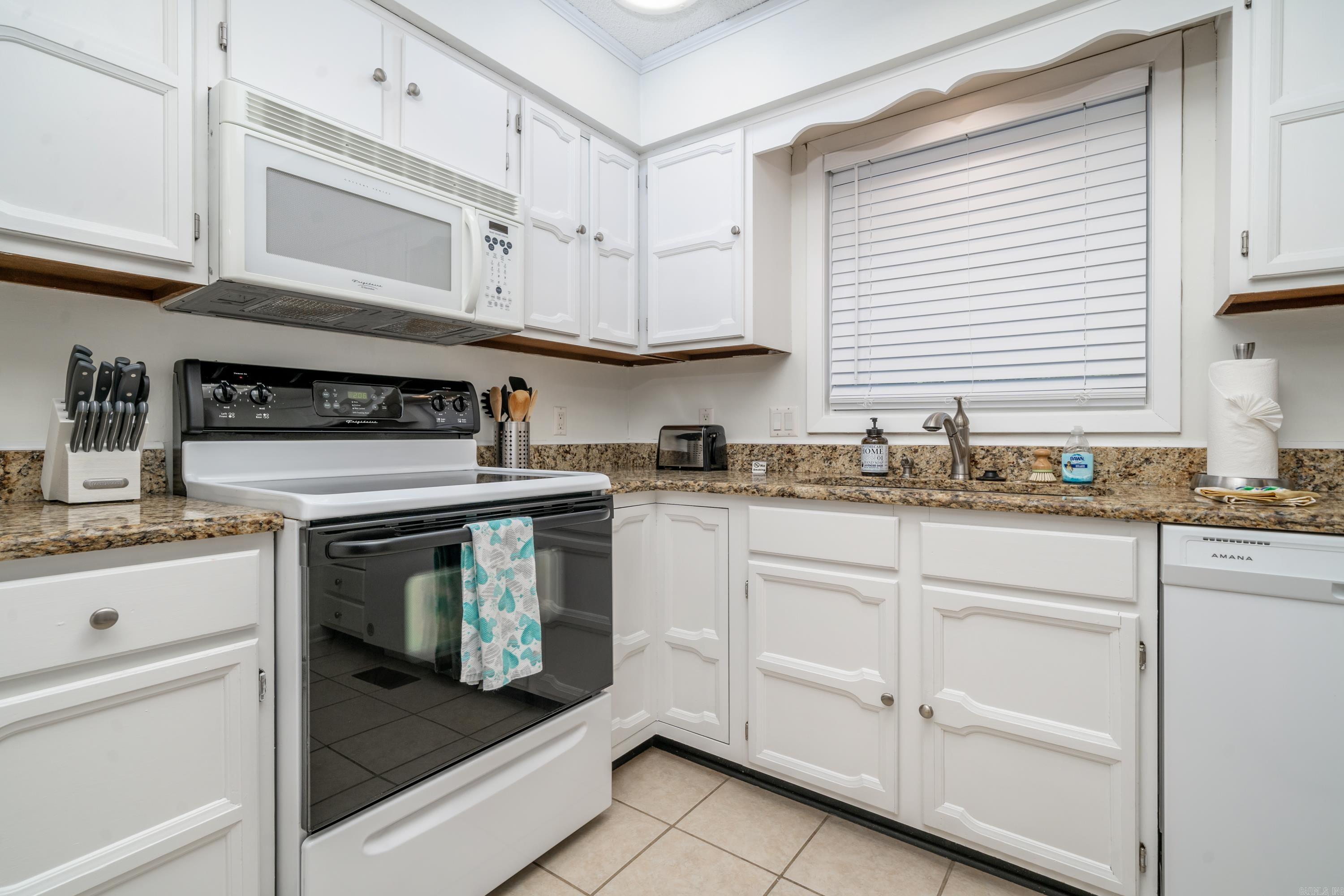 Madrid Courts - Residential