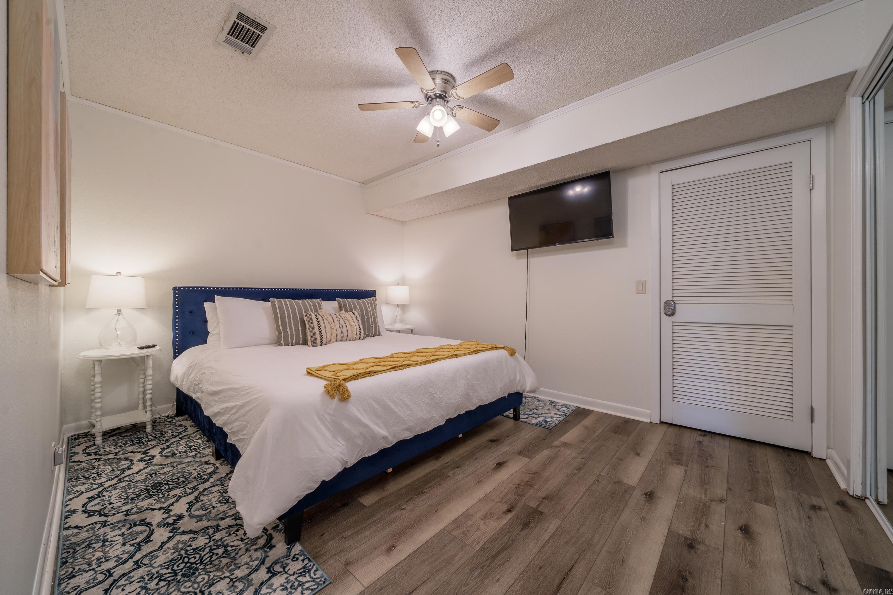 Madrid Courts - Residential