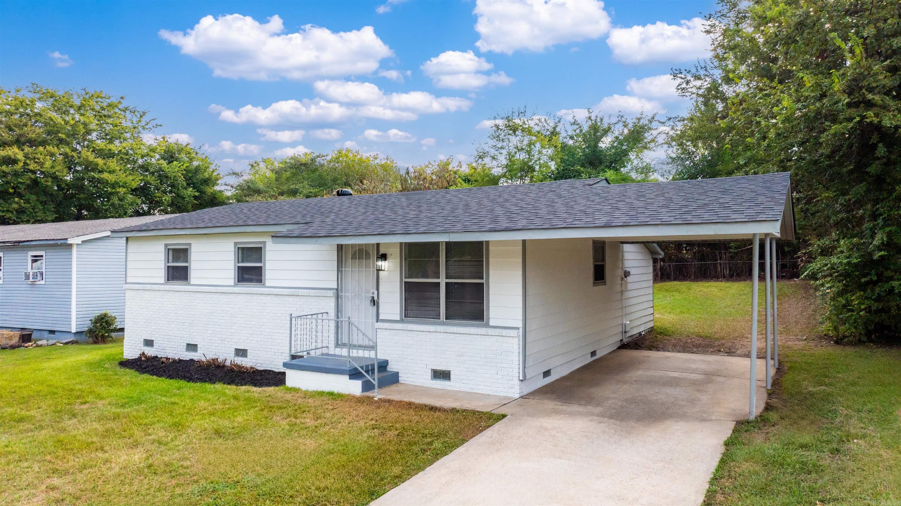Picture this: your first home, mortgage cheaper than rent, and $125k price tag that actually makes sense. This charming, completely remodeled 3-bedroom, 1-bathroom gem offers 1,020 square feet of pure delight. Step inside to discover gleaming tile and luxury vinyl plank floors, leading you to a sparkling new kitchen, complete with state-of-the-art appliances. The new bathroom promises relaxation, while the spacious laundry room adds practicality. Located on a level lot with a handy storage building, this home boasts a brand-new roof, ensuring worry-free living. Love being close to everything? You’re less than 5 minutes from Walmart, Home Depot, and I-30 access. Fun awaits at Big Rock Mini Golf & Fun Park, right around the corner. Whether you're a first-time buyer or looking to downsize, this home offers convenience and charm in every corner. Move in and start your next chapter today! ***SEE AGENT REMARKS***
