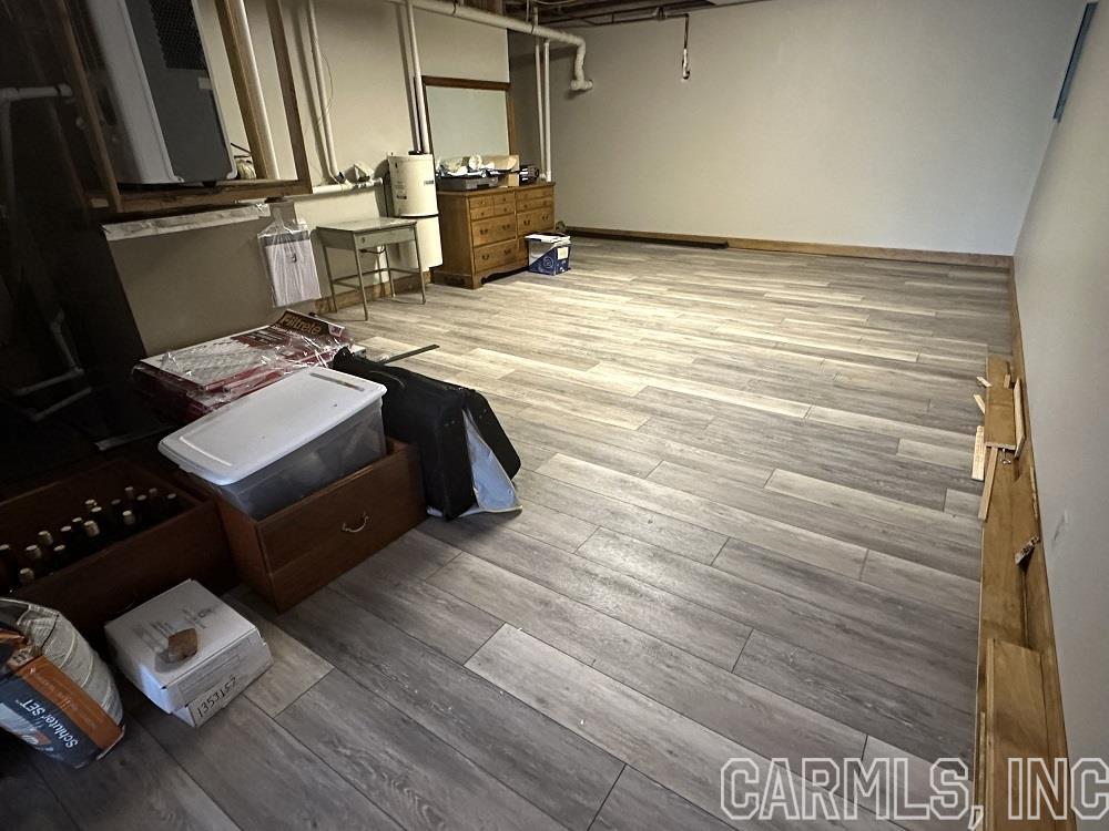 BAYWOOD - LAKE - Residential