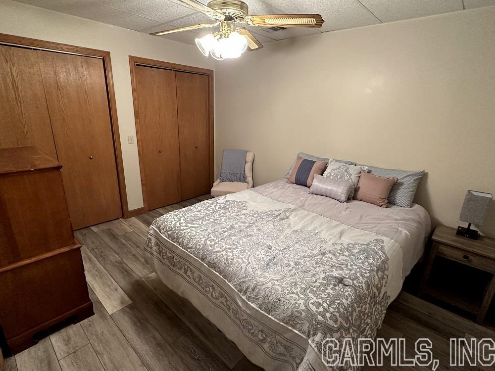 BAYWOOD - LAKE - Residential