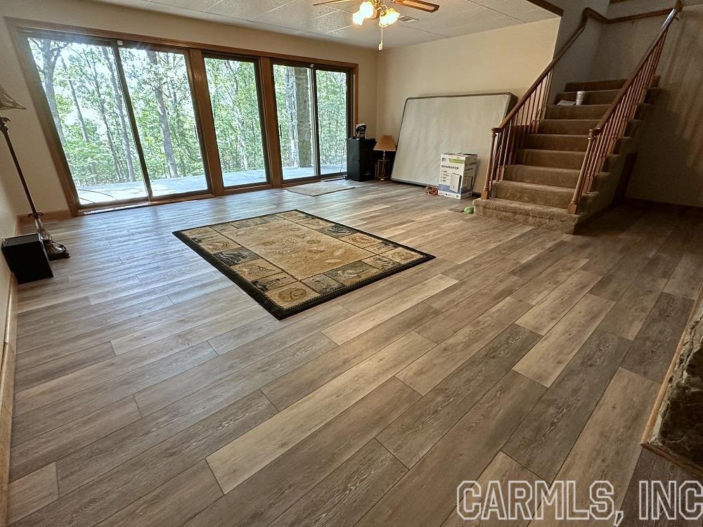 BAYWOOD - LAKE - Residential