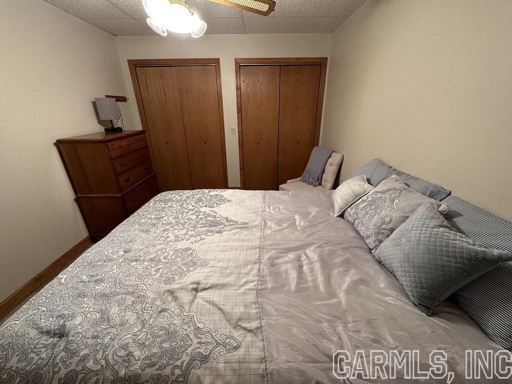 BAYWOOD - LAKE - Residential