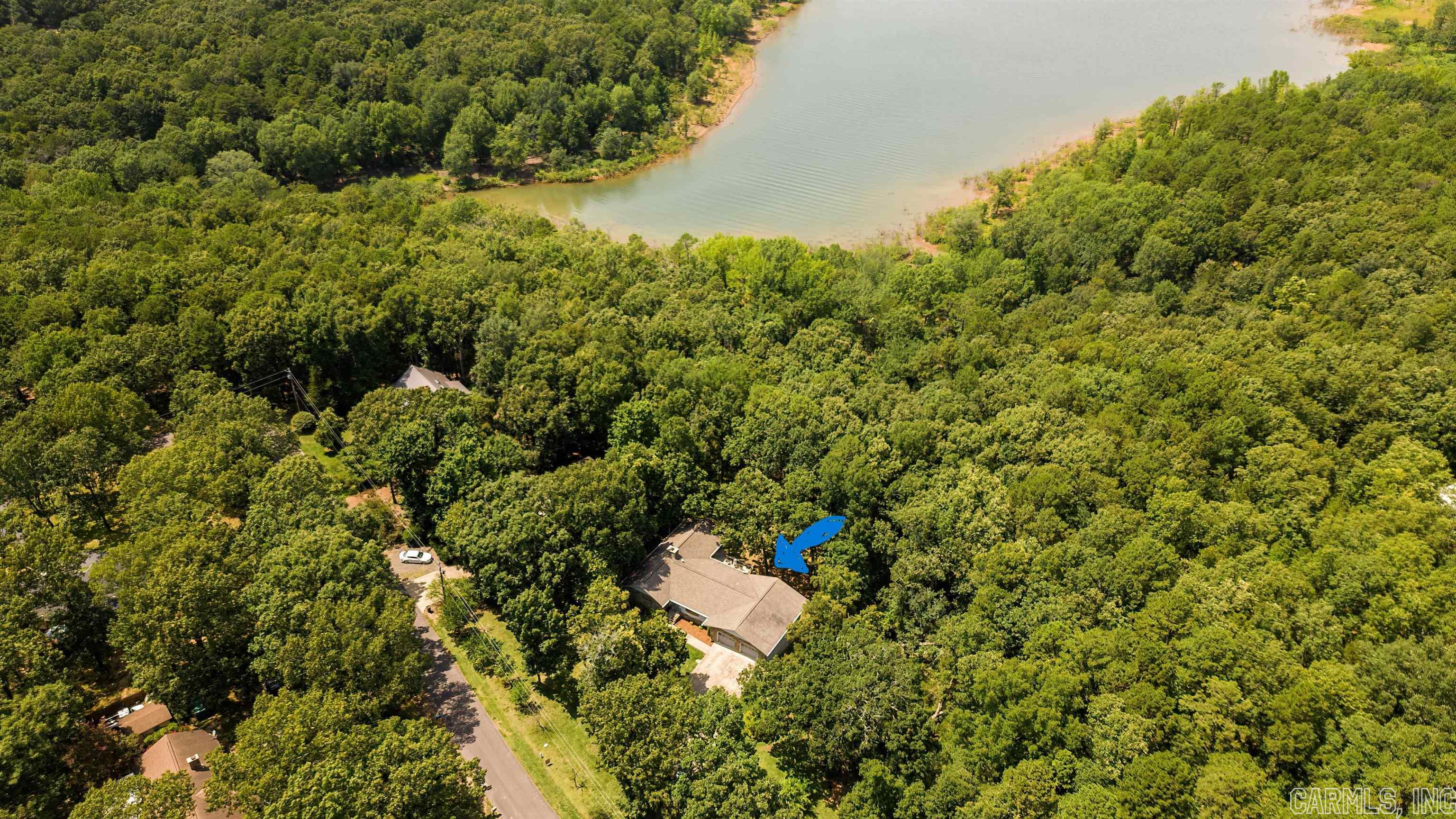 BAYWOOD - LAKE - Residential