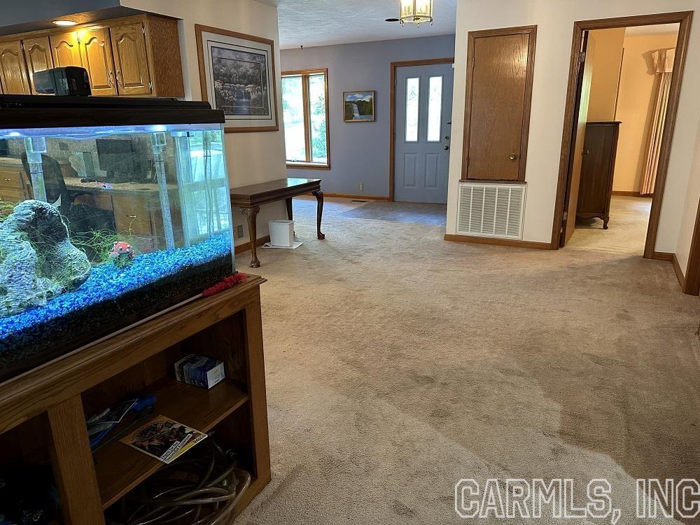 BAYWOOD - LAKE - Residential