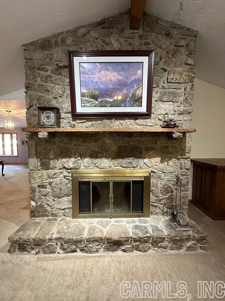 BAYWOOD - LAKE - Residential