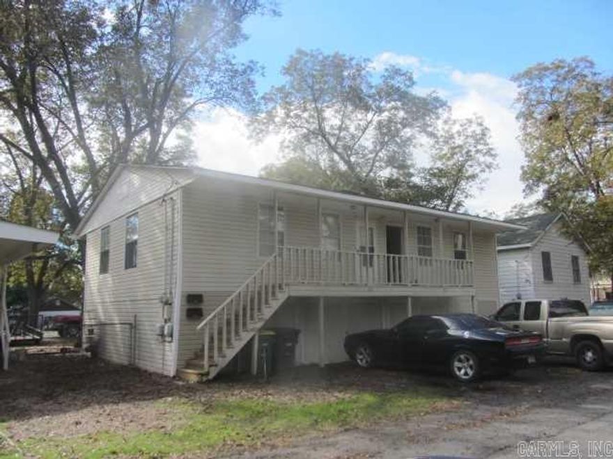 Available for rent: 2 bed 1 bath unit in duplex. Lease terms $575 deposit, $40 application fee. Apply online at c21prjxrentals.com