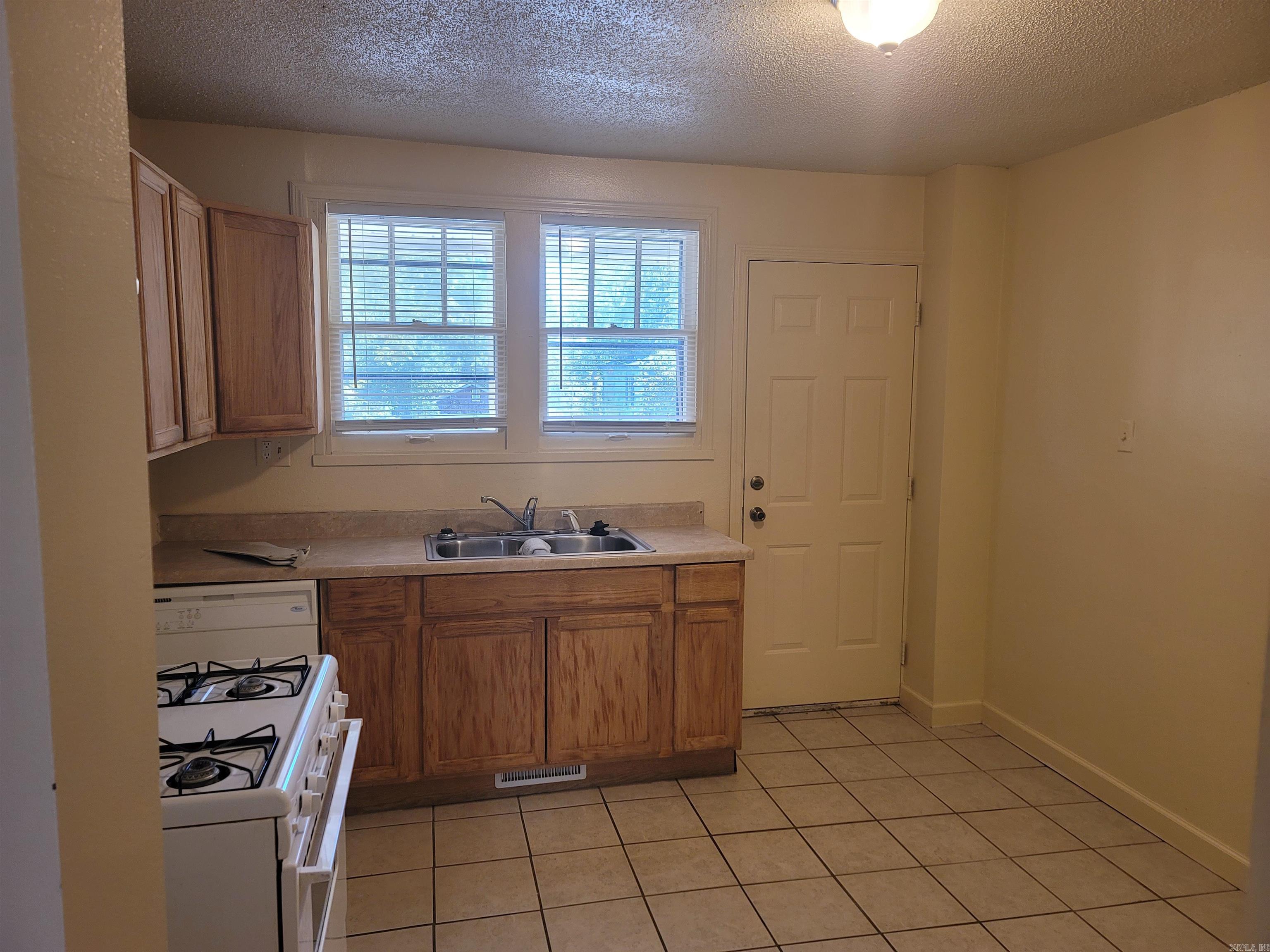 North Argenta - Residential Lease