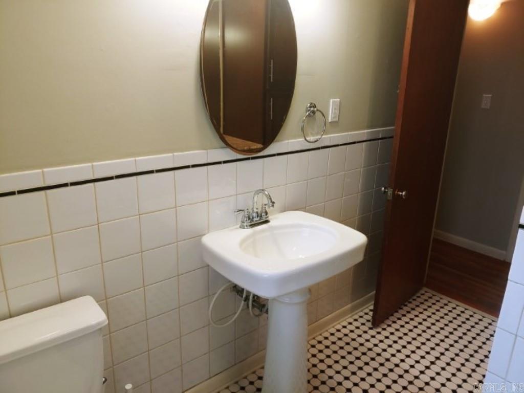 Hillside - Residential Lease