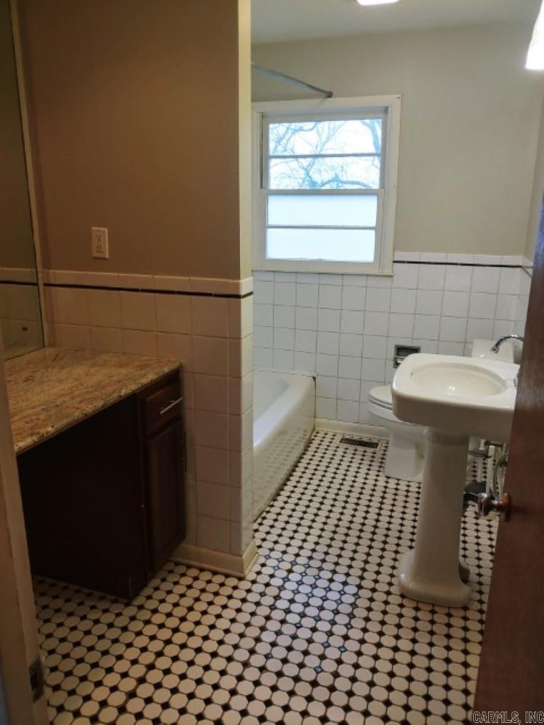 Hillside - Residential Lease