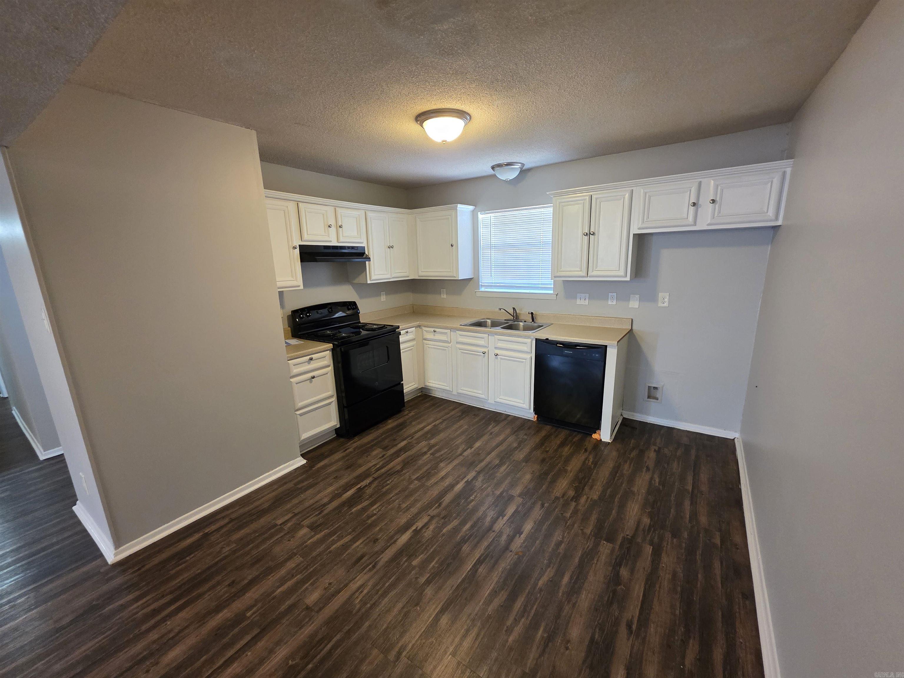 Briarfield - Residential Lease