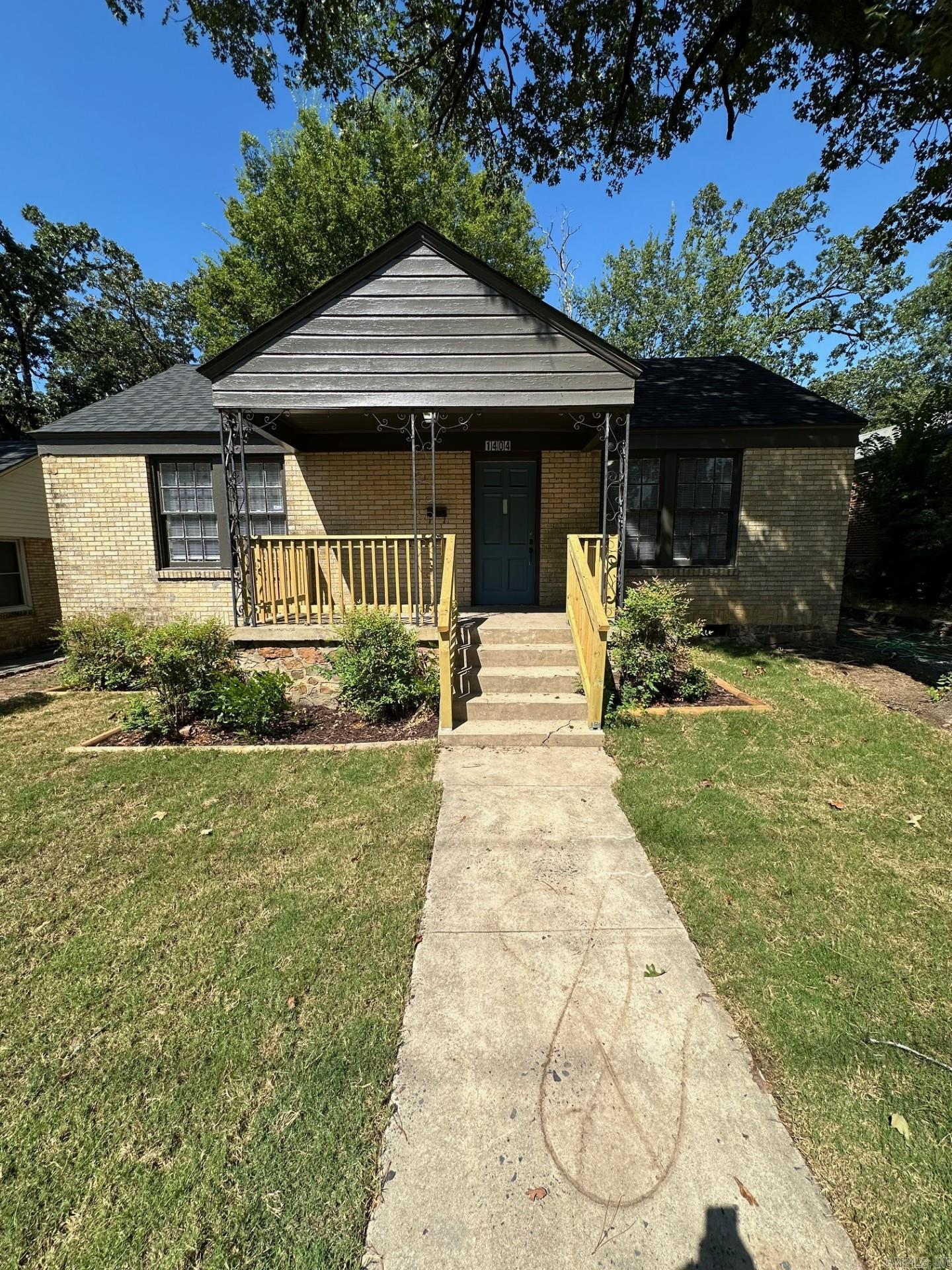 OAK FOREST - Residential