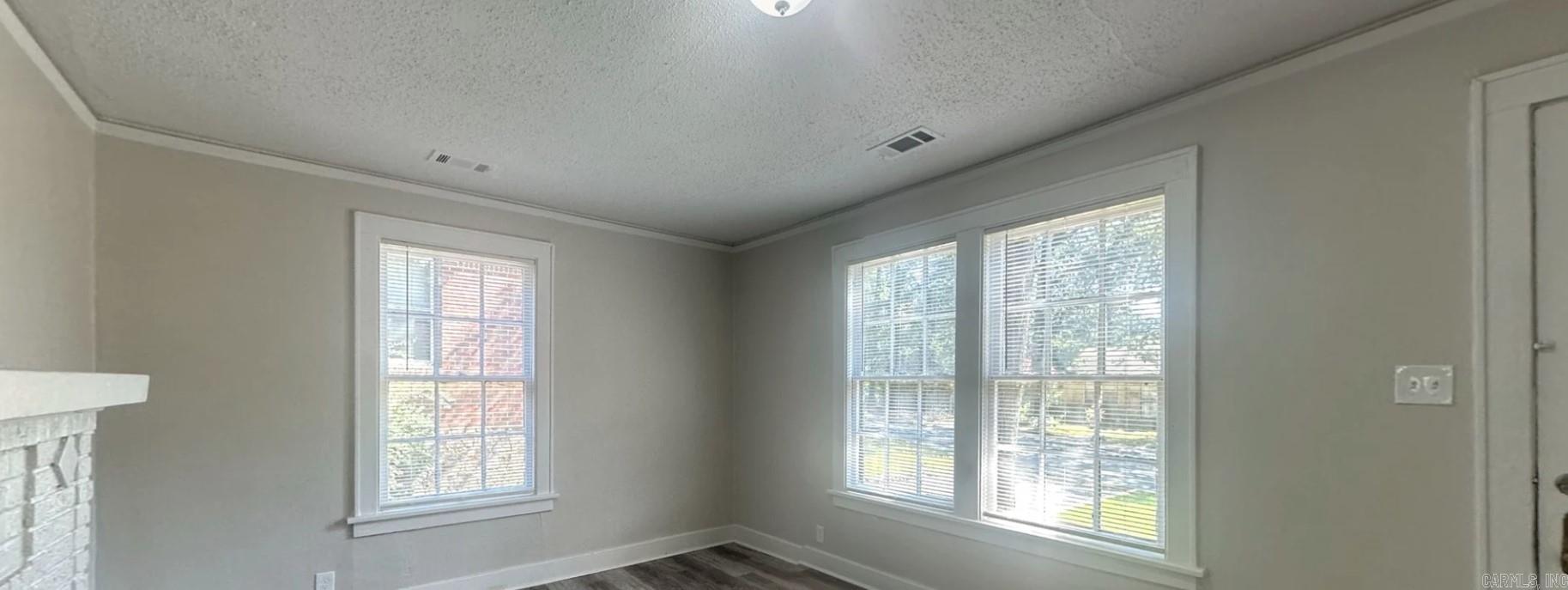 OAK FOREST - Residential