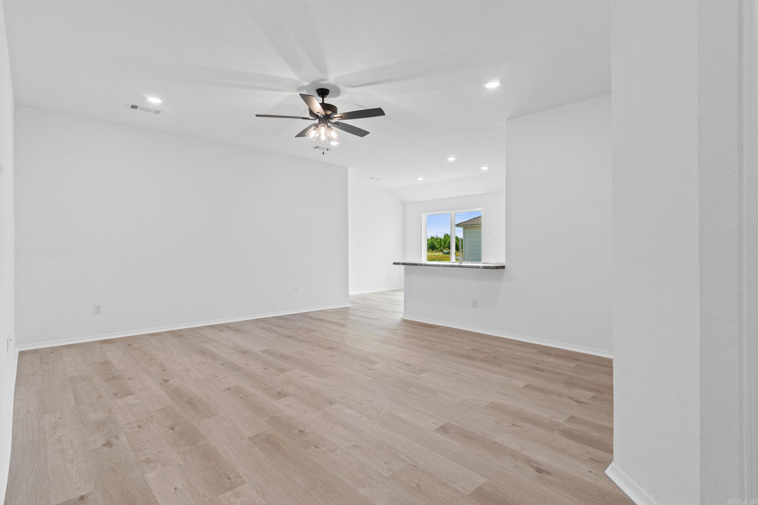 SOUTHFORK RANCH S/D PH I - Residential