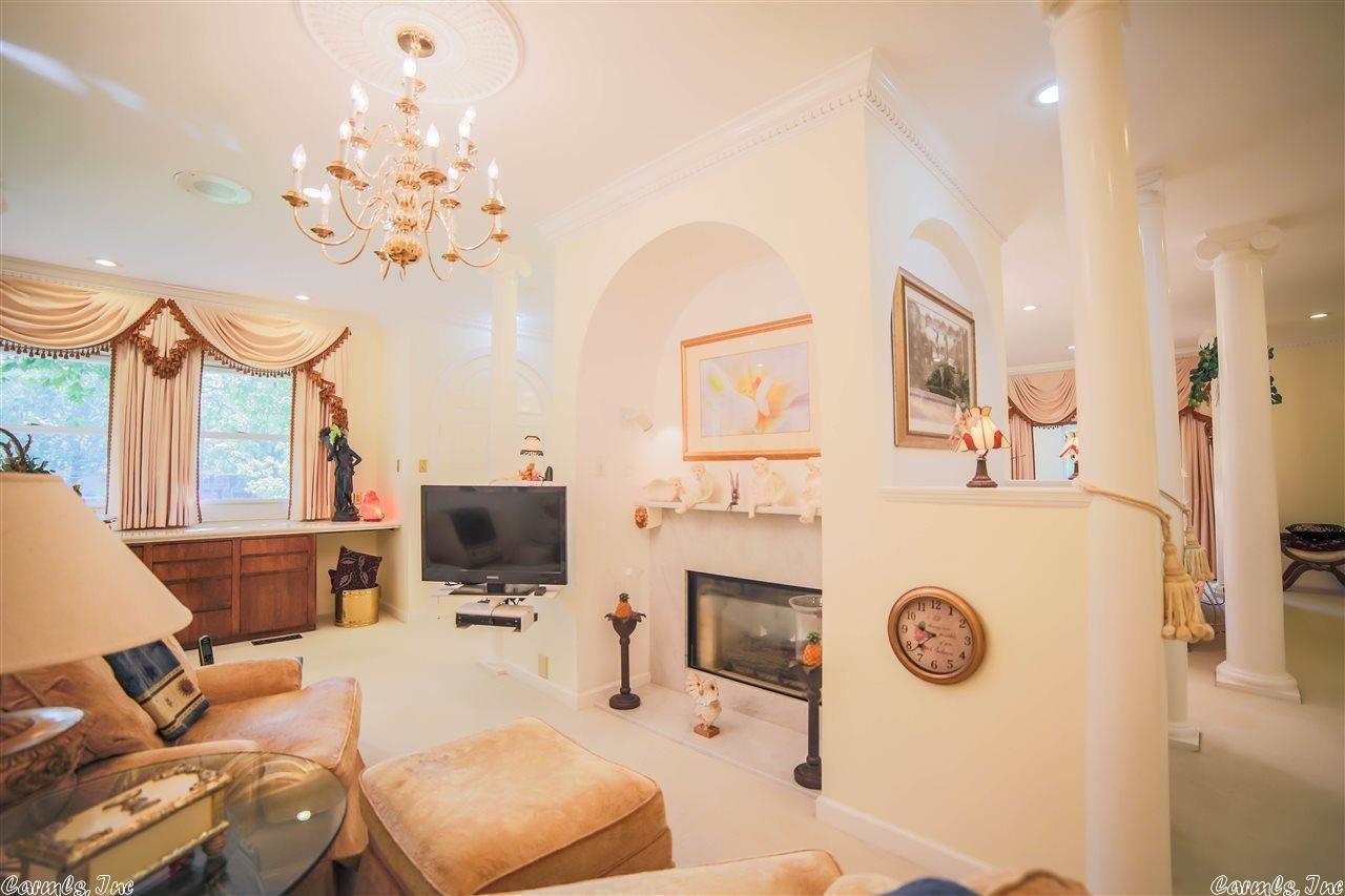 INDIAN HILLS - Residential