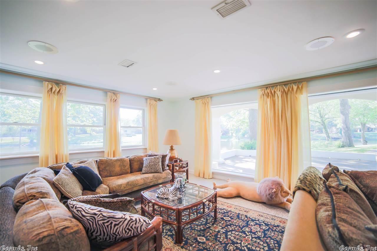 INDIAN HILLS - Residential