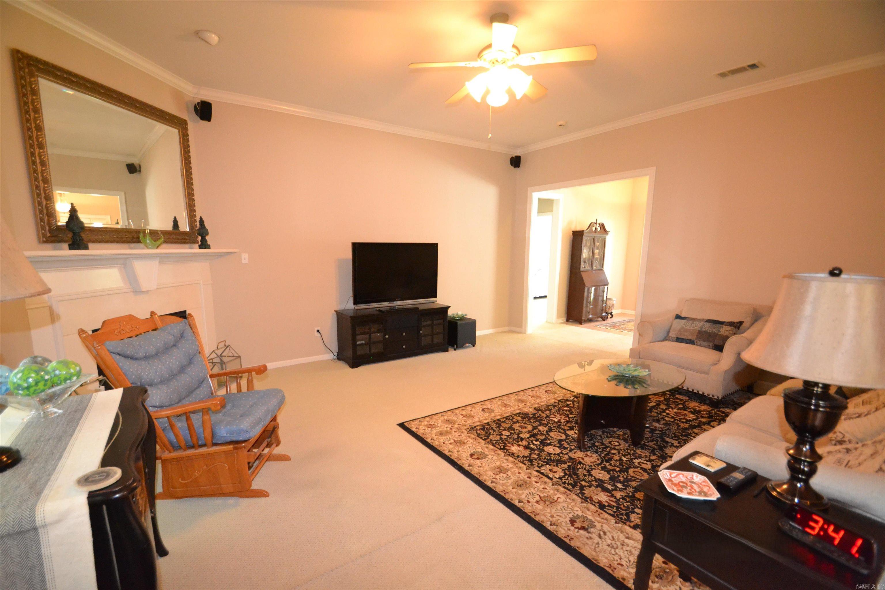 LEXINGTON PARK - Residential