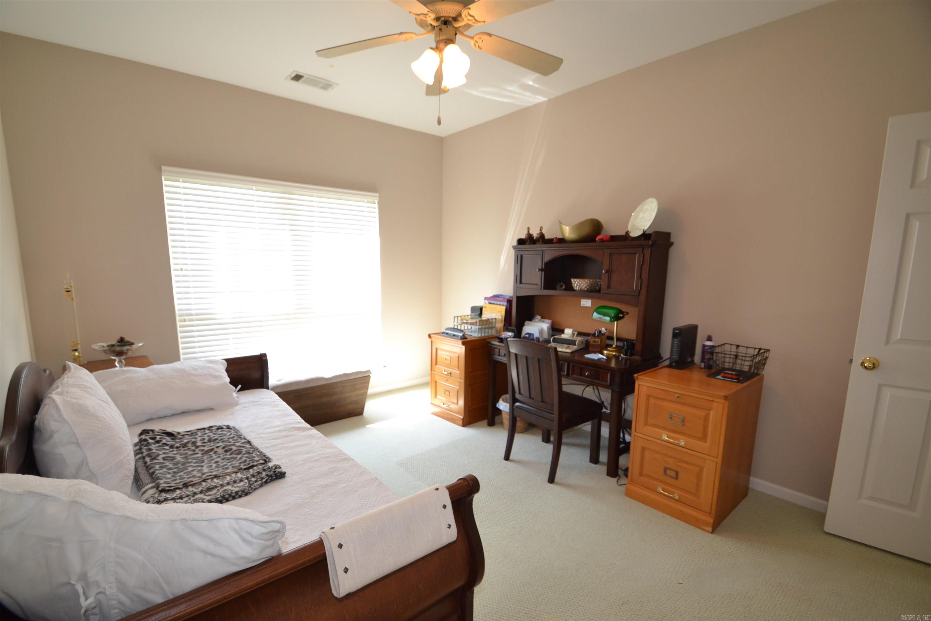 LEXINGTON PARK - Residential