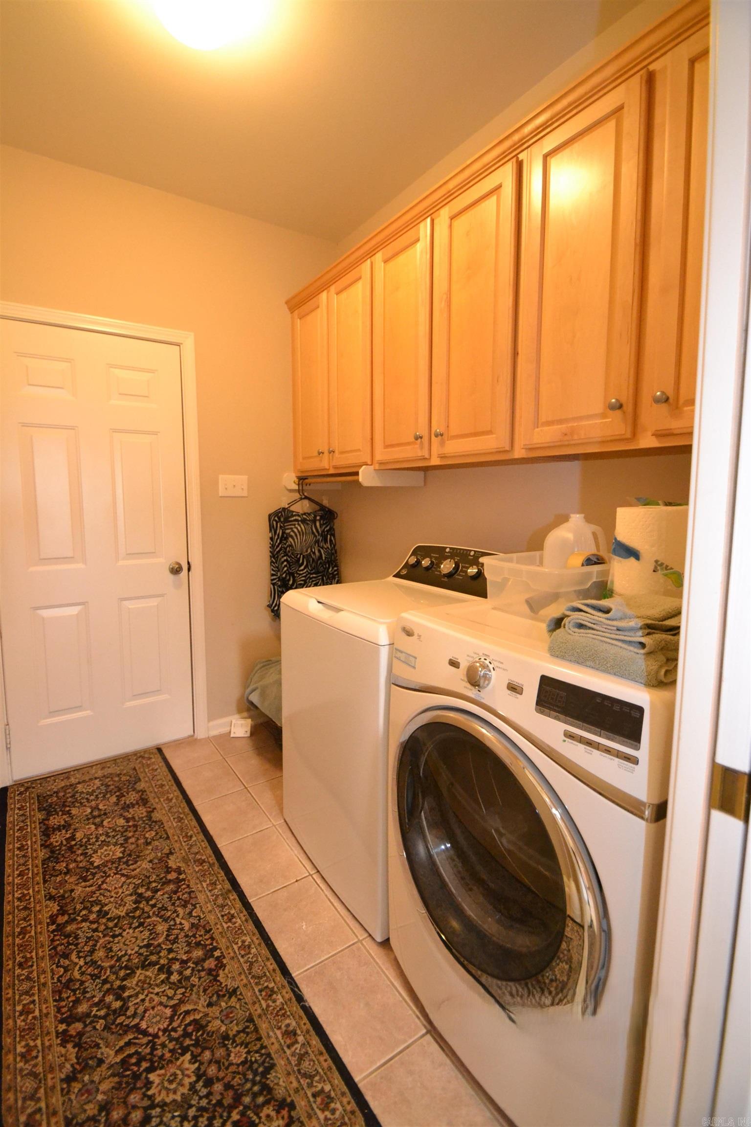 LEXINGTON PARK - Residential