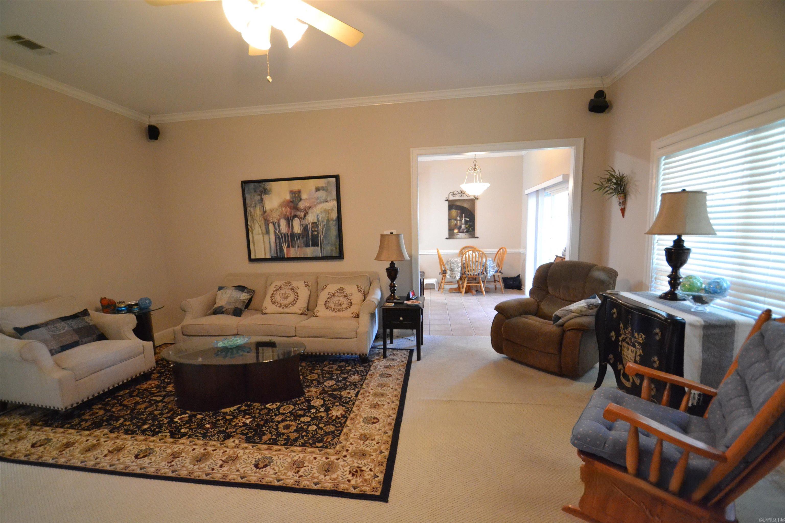 LEXINGTON PARK - Residential