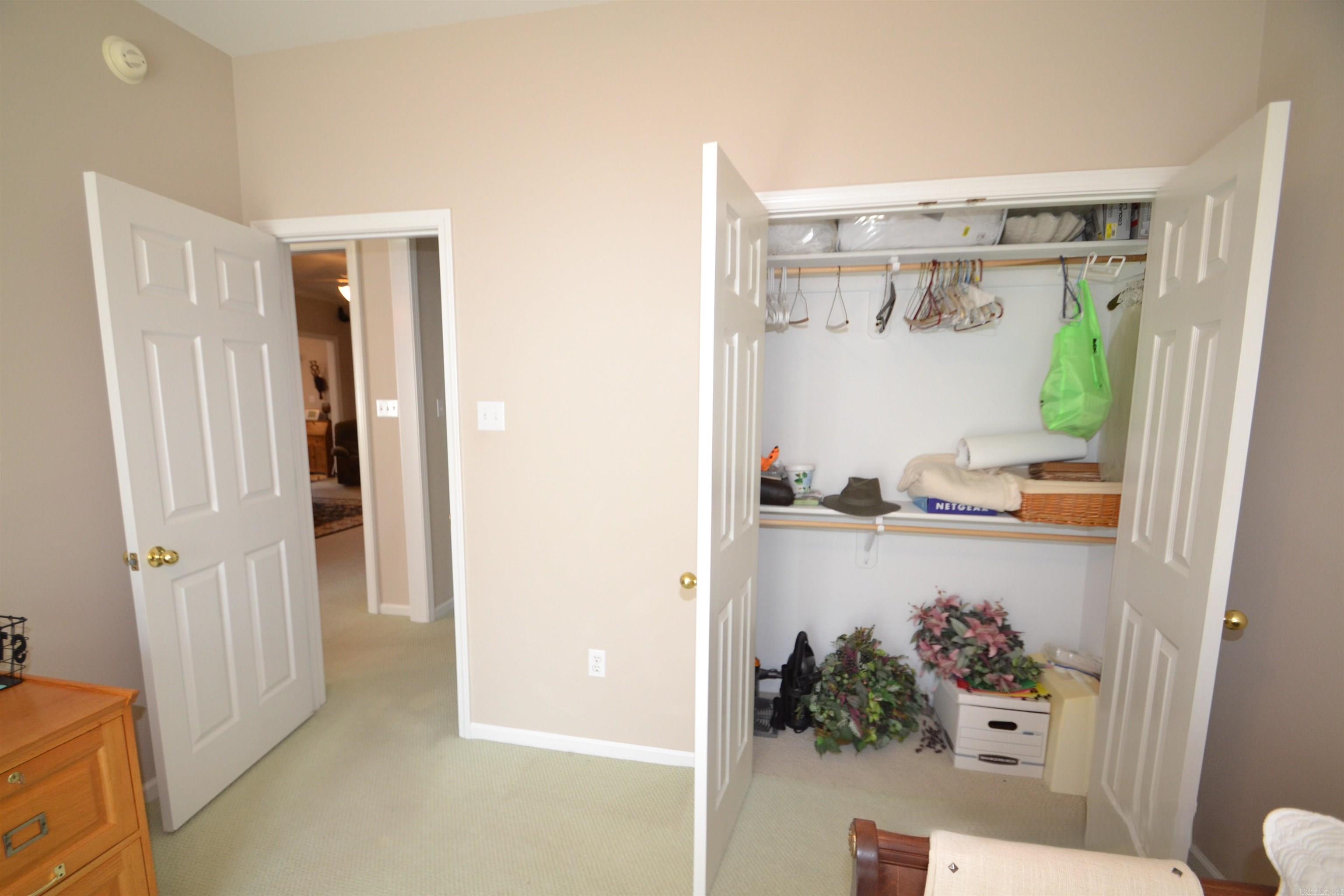 LEXINGTON PARK - Residential