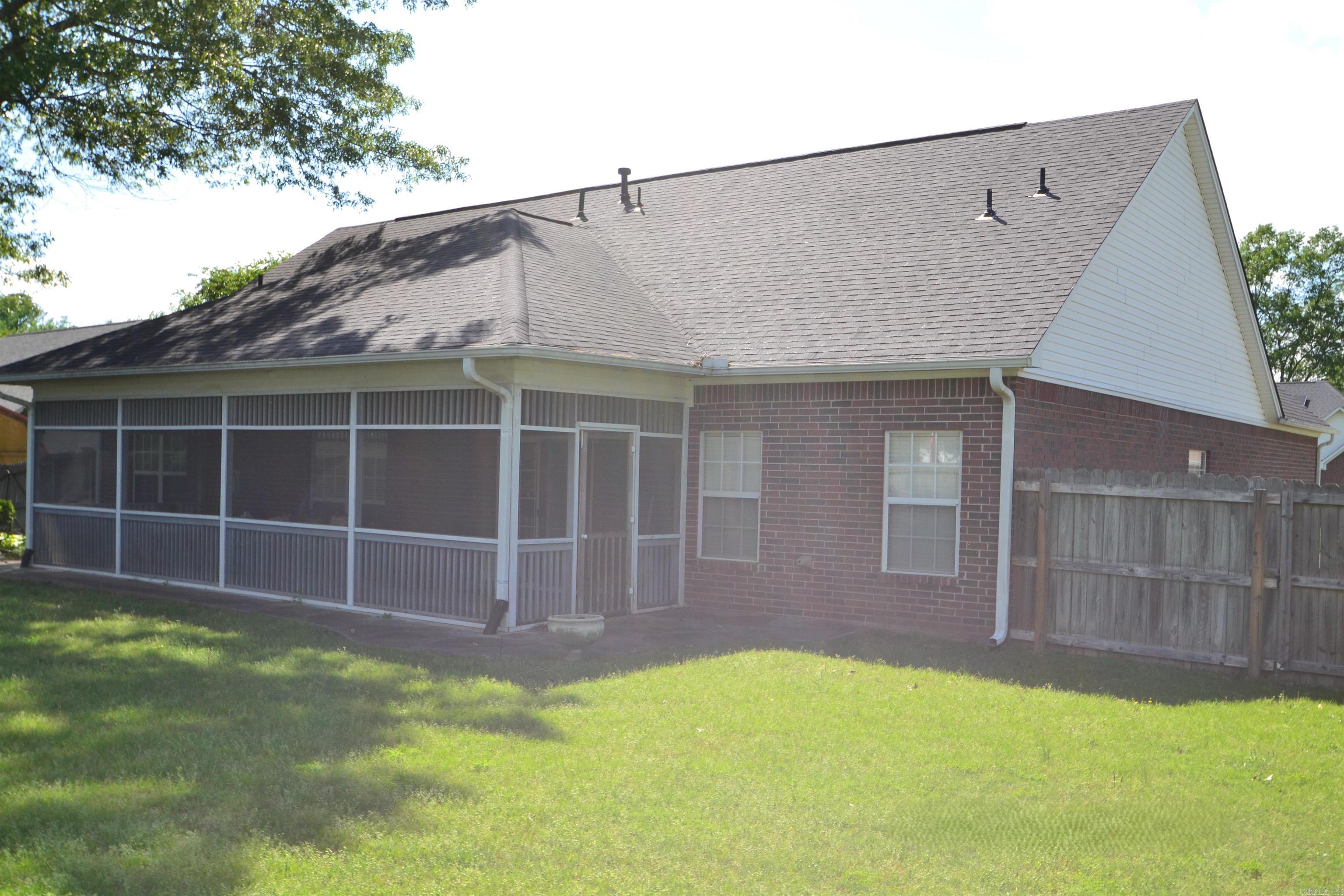 LEXINGTON PARK - Residential