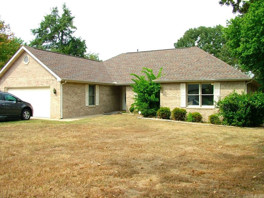 Beautiful 3 Bed/2 Bath corner Lot home in the highly desired Woodcreek Subdivision! This 2201 sq. ft home has been modified to accommodate easy wheelchair mobility throughout the home. Custom home has had new laminate floors, HVAC, and epoxy floor finish in garage in 2023. Master bath has been modified with a roll-in shower.