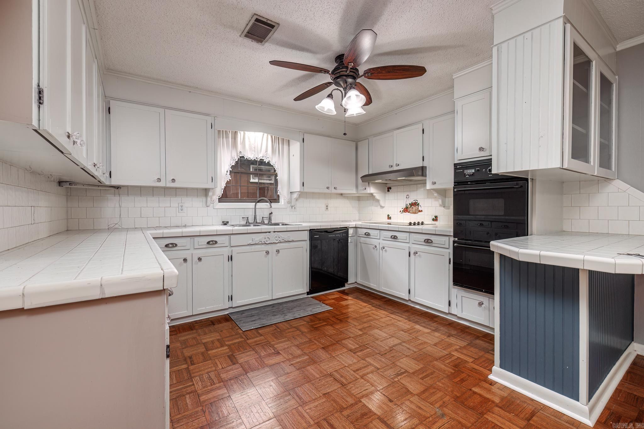 VALLEY VISTA - Residential