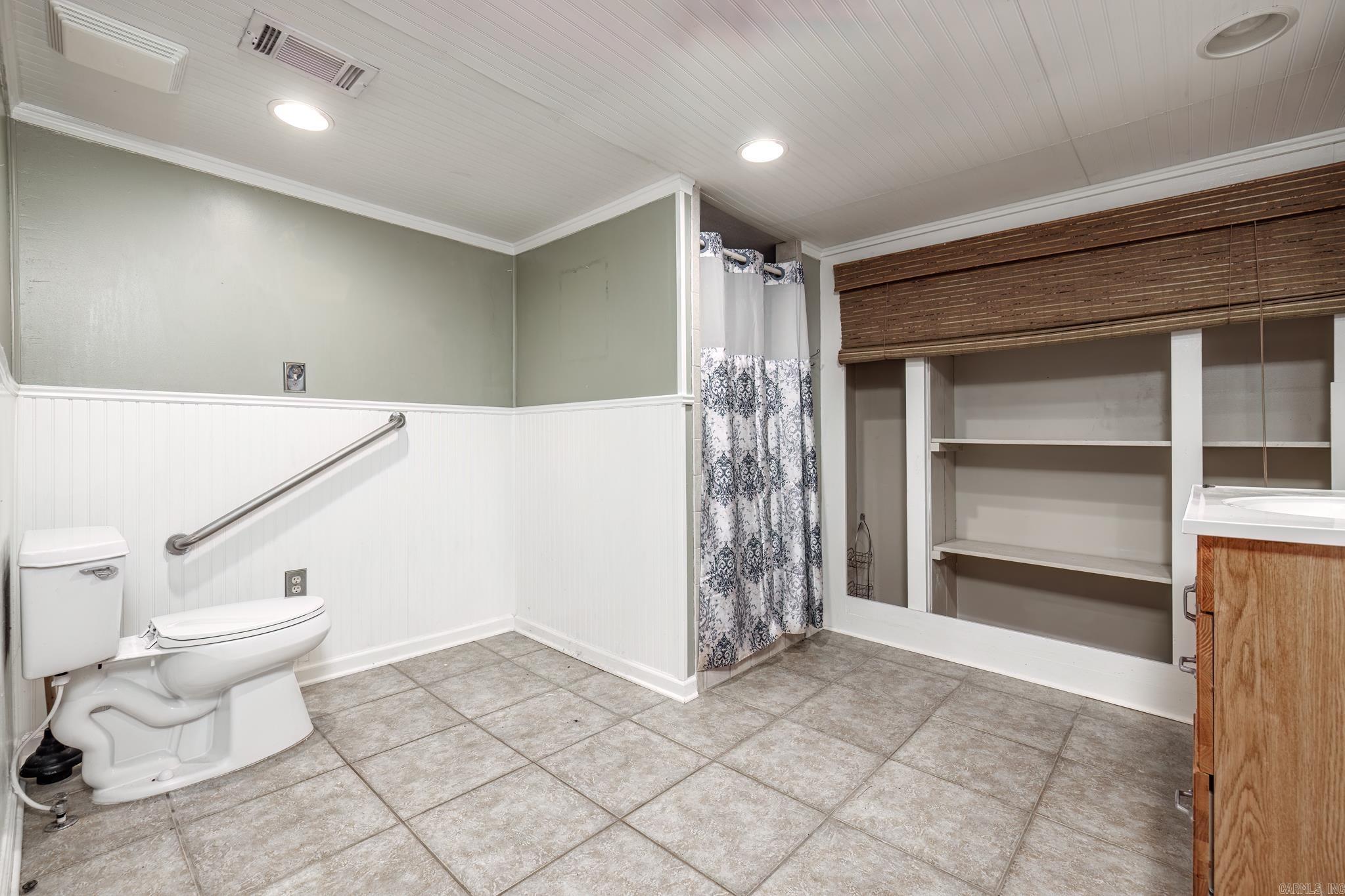 VALLEY VISTA - Residential