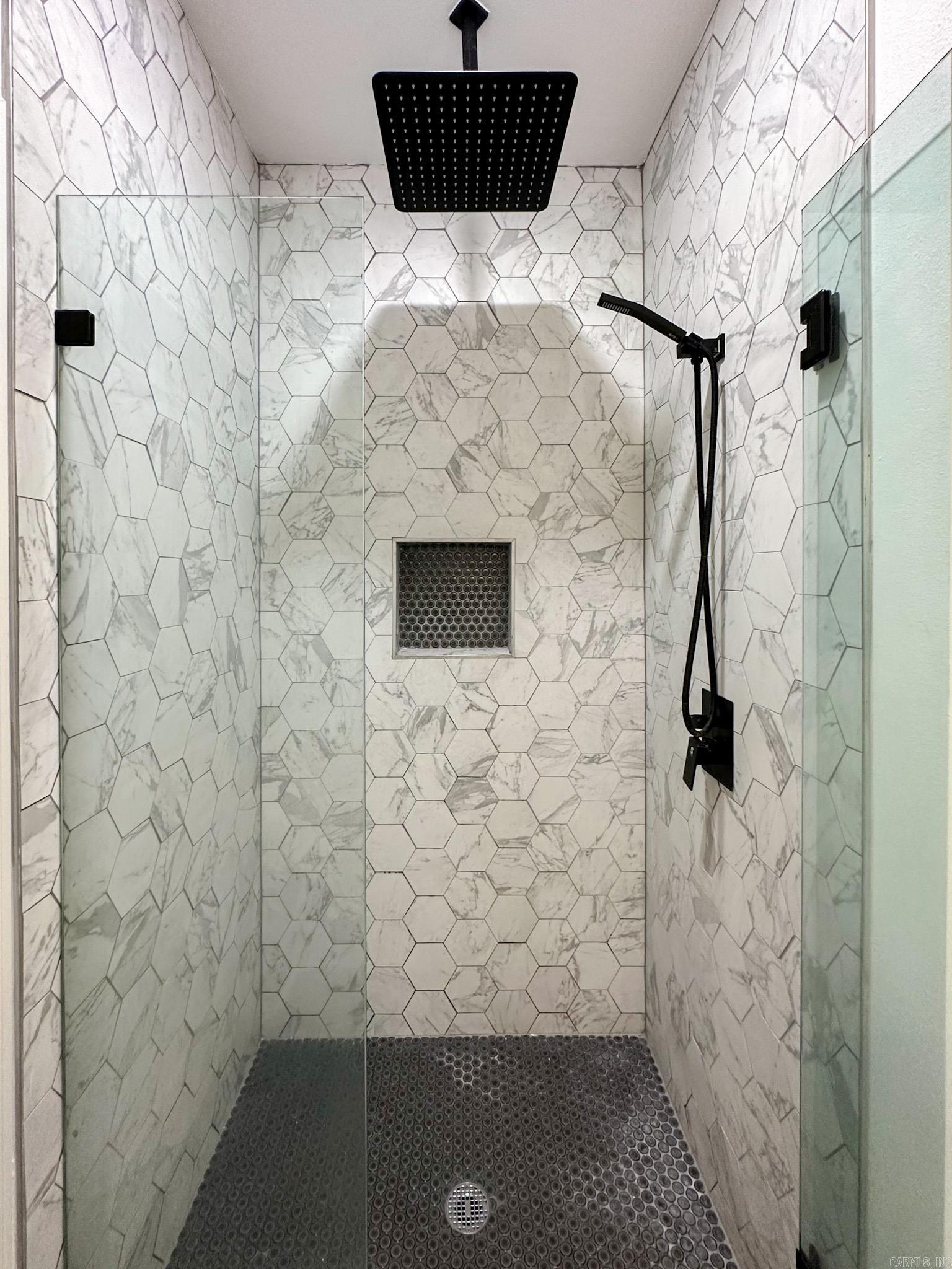 HIDDEN VALLEY ESTATES - Residential