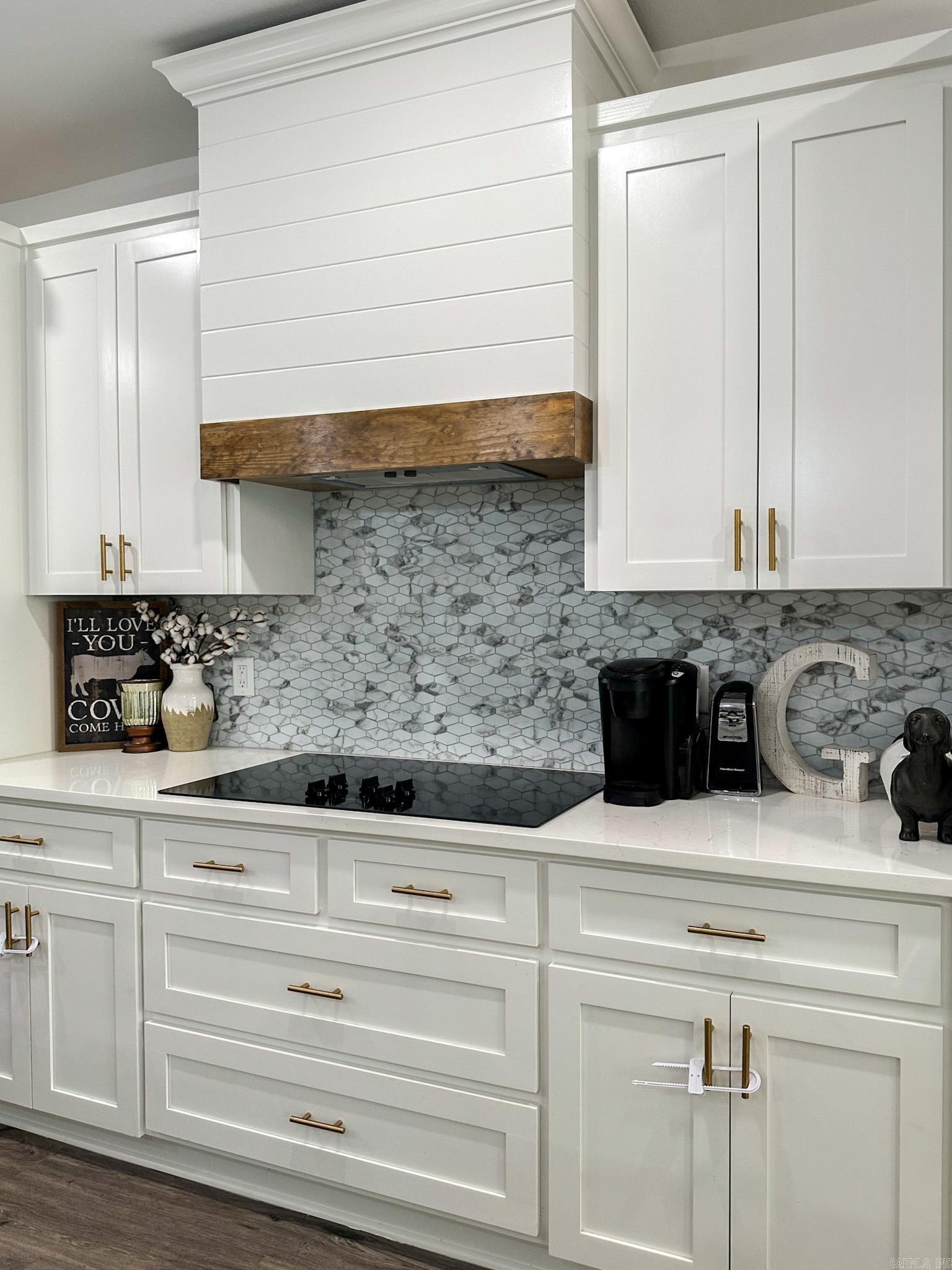 HIDDEN VALLEY ESTATES - Residential