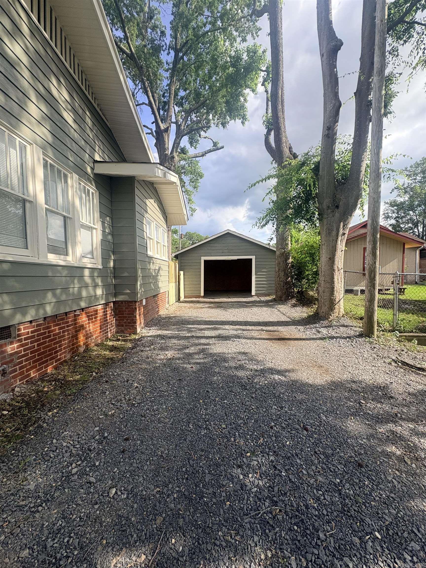 MCWILLIAMS - Residential