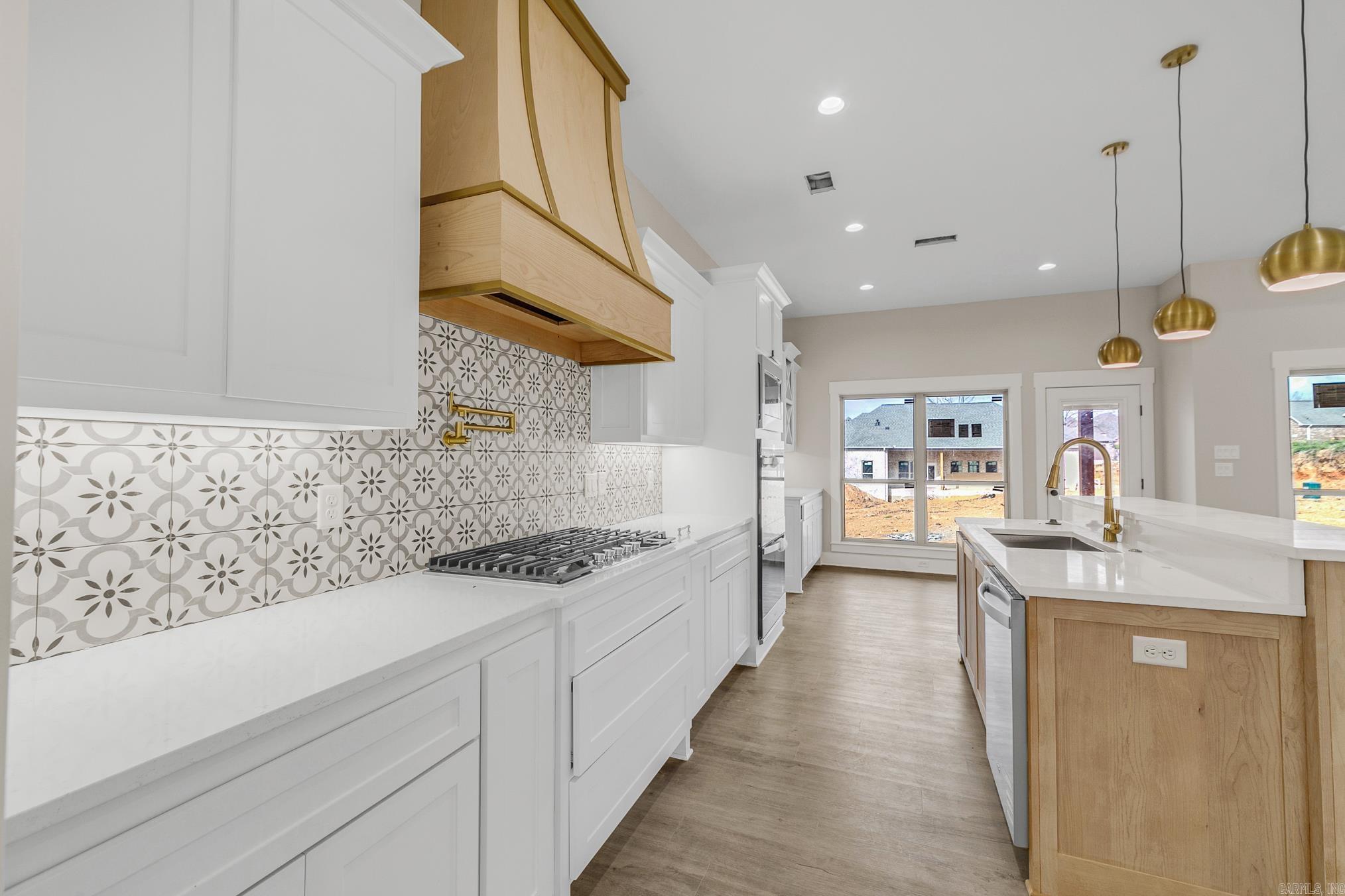 GREYSTONE - Residential