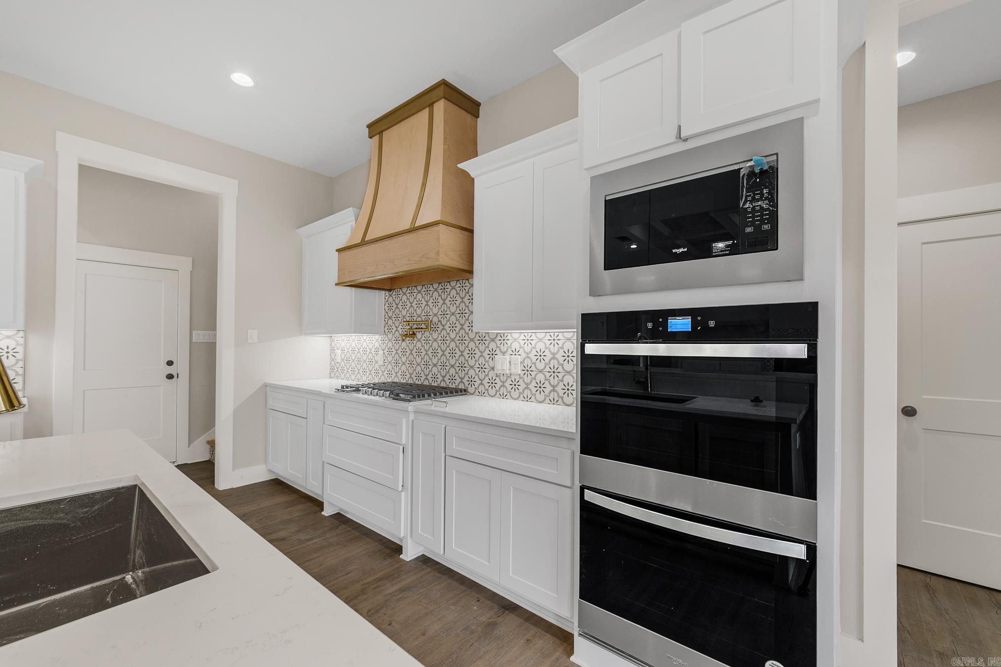 GREYSTONE - Residential
