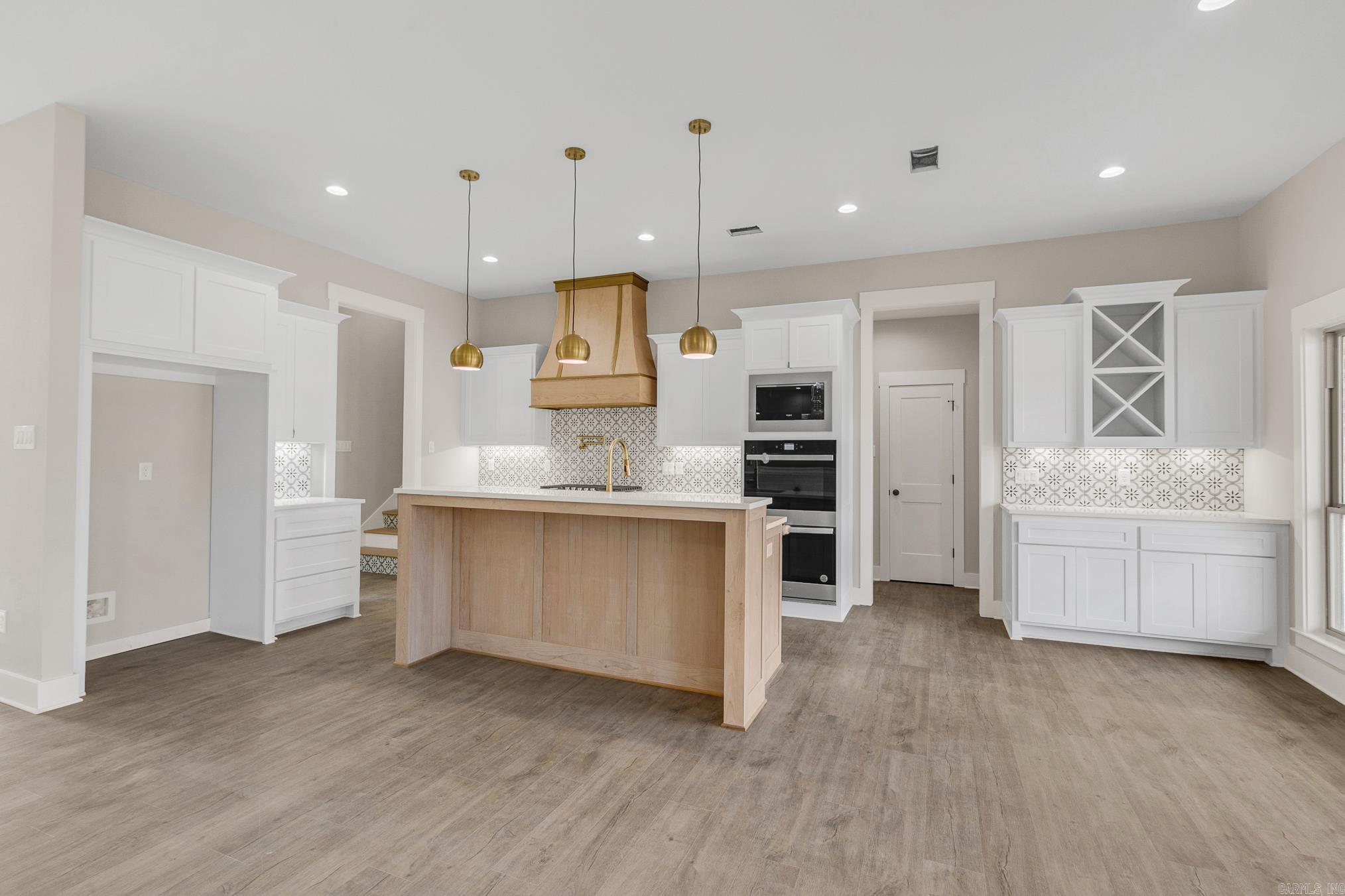GREYSTONE - Residential