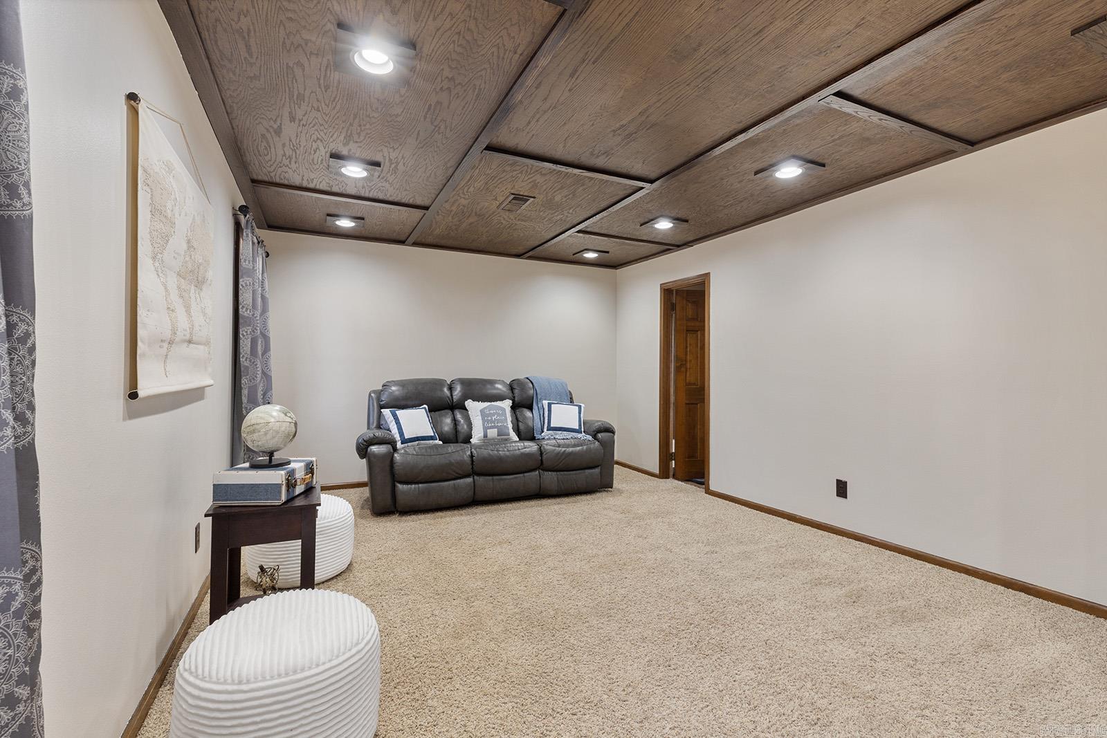 OVERBROOK - Residential