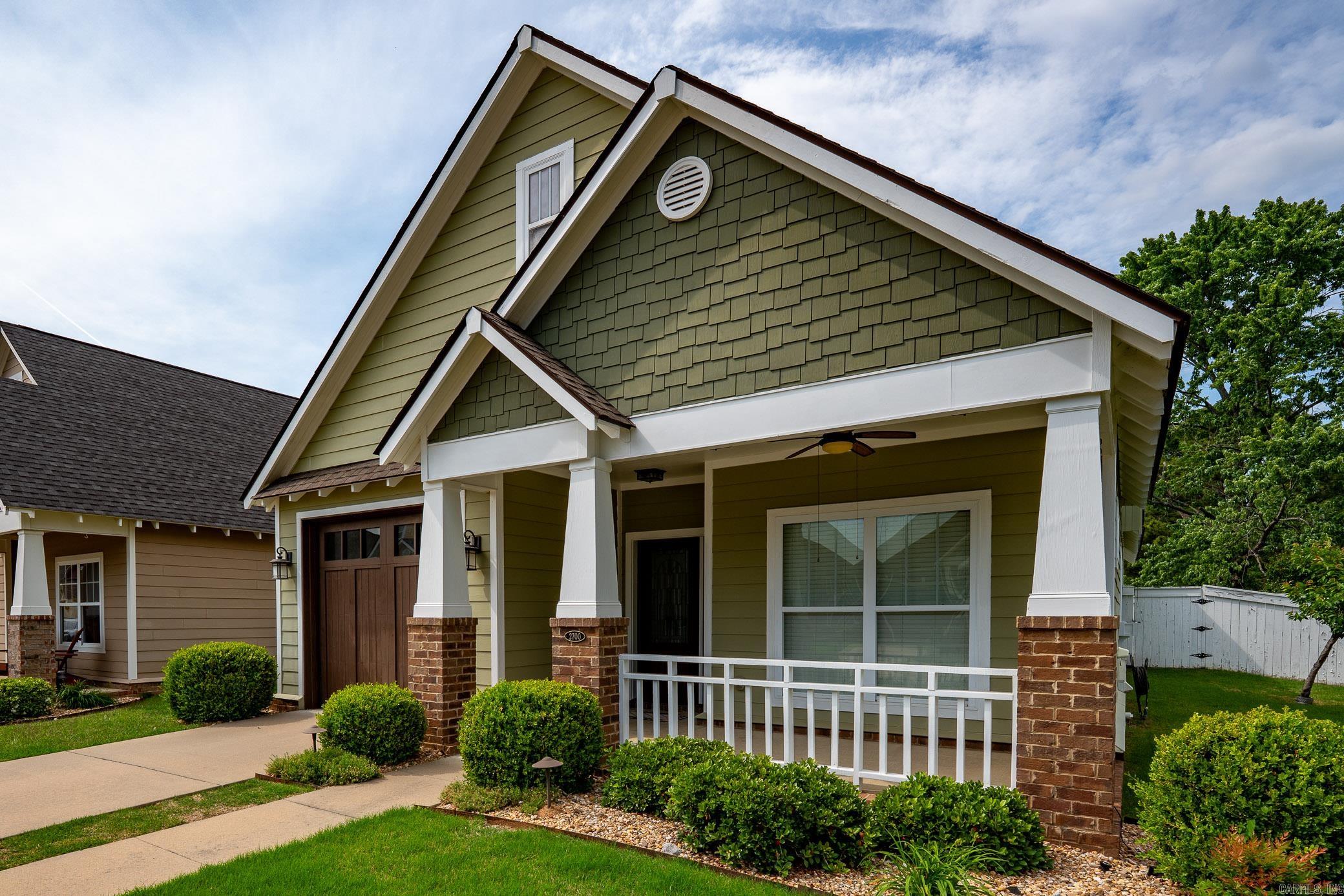 HOMES OF STONEBROOK COVE (THE) - Residential