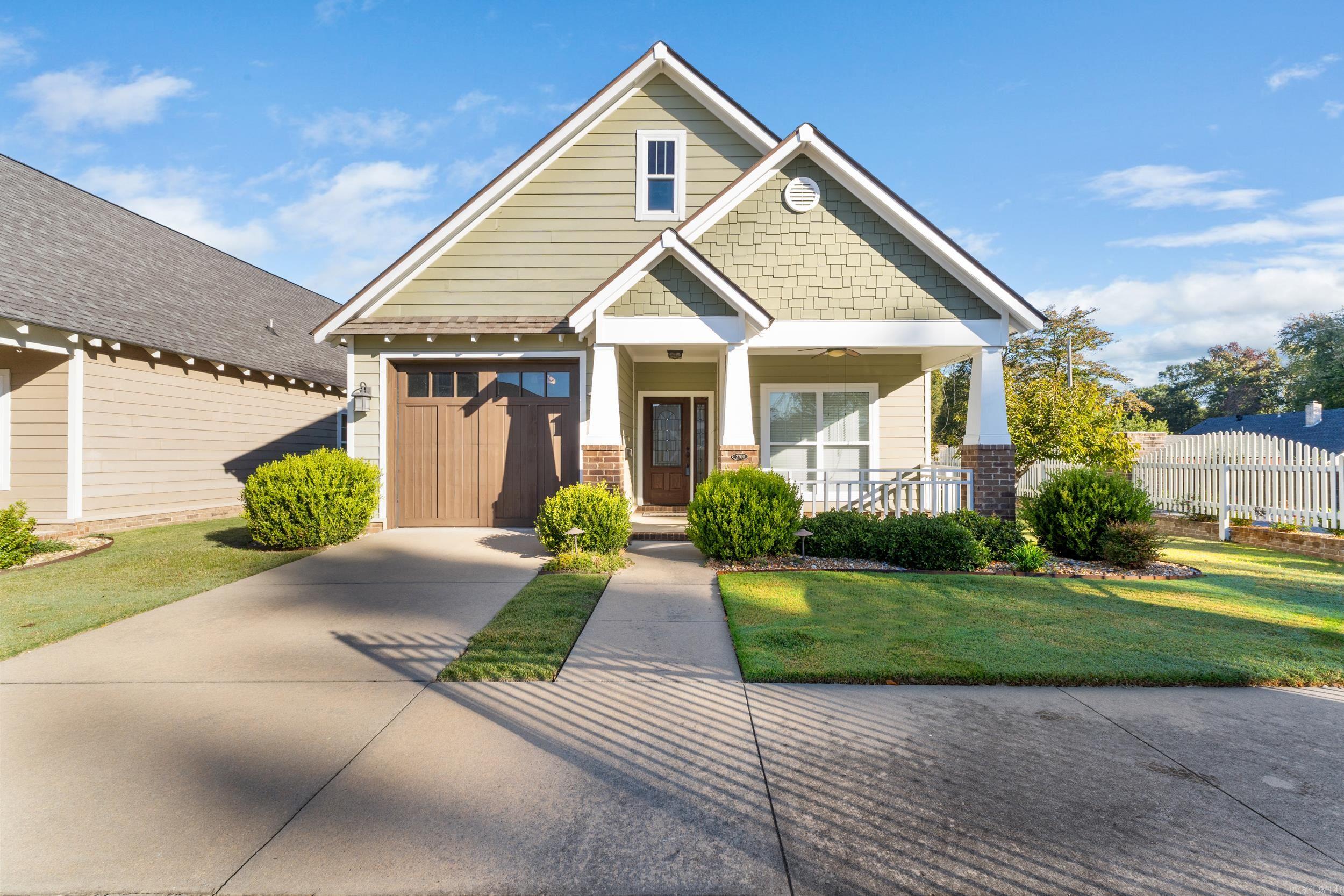 HOMES OF STONEBROOK COVE (THE) - Residential