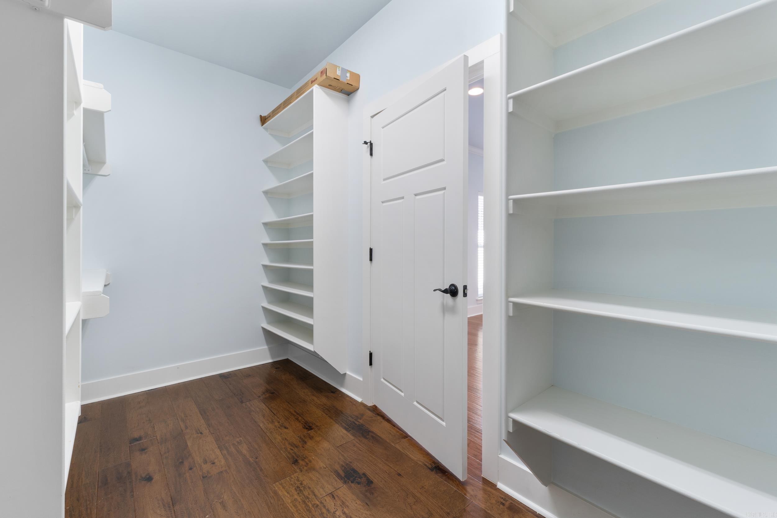 HOMES OF STONEBROOK COVE (THE) - Residential