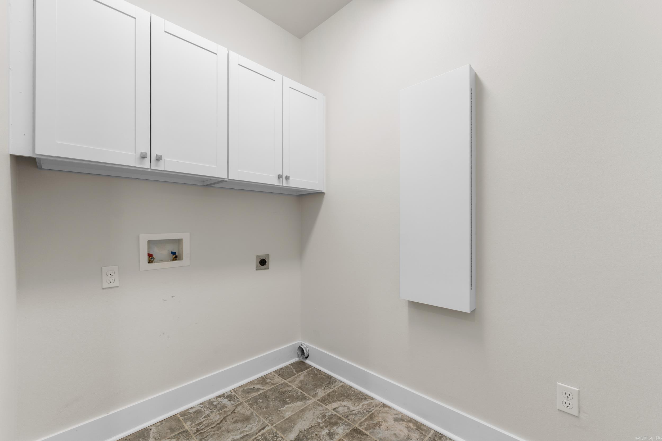 HOMES OF STONEBROOK COVE (THE) - Residential