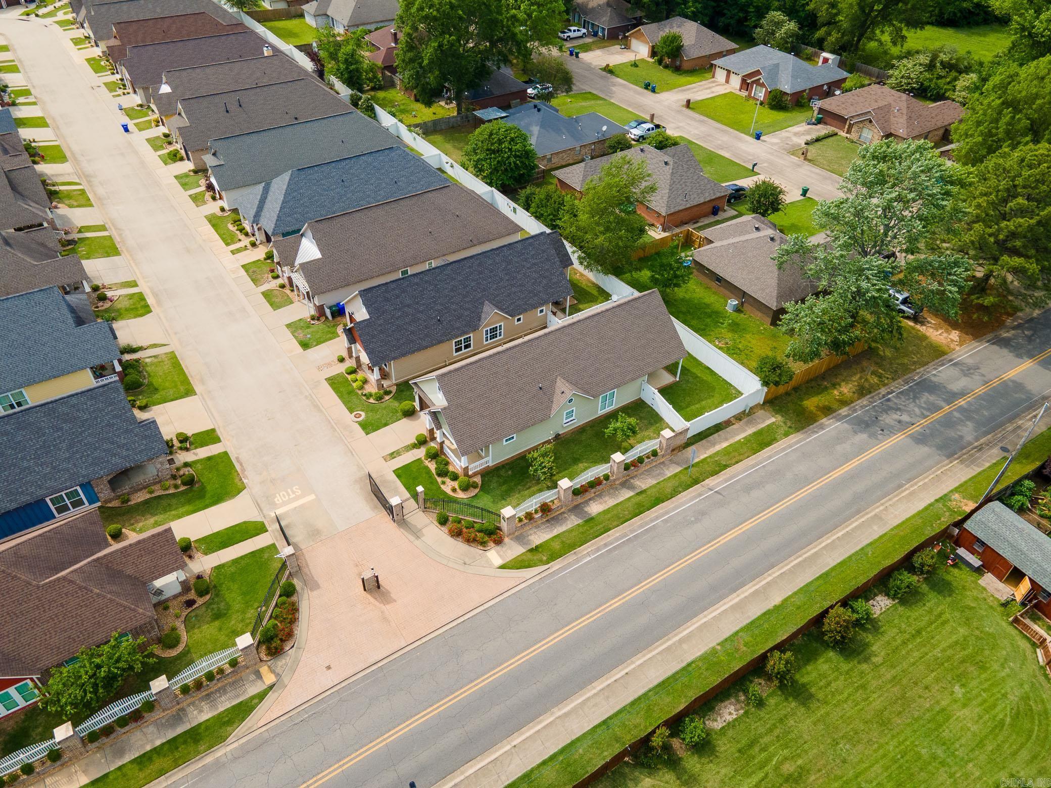 HOMES OF STONEBROOK COVE (THE) - Residential