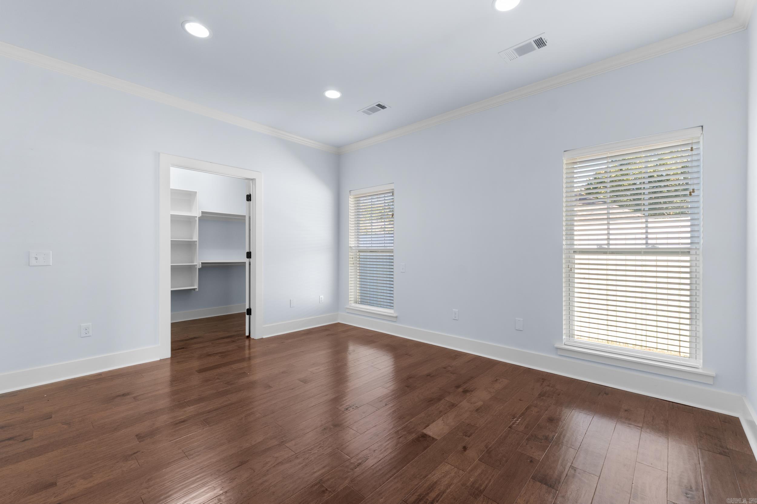 HOMES OF STONEBROOK COVE (THE) - Residential