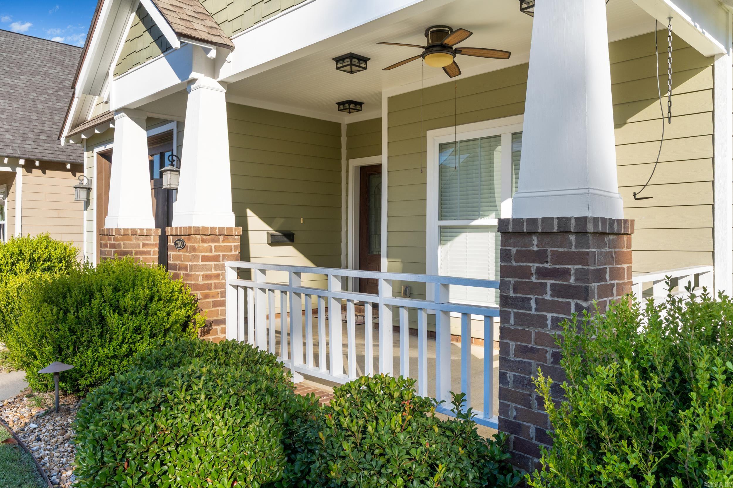 HOMES OF STONEBROOK COVE (THE) - Residential