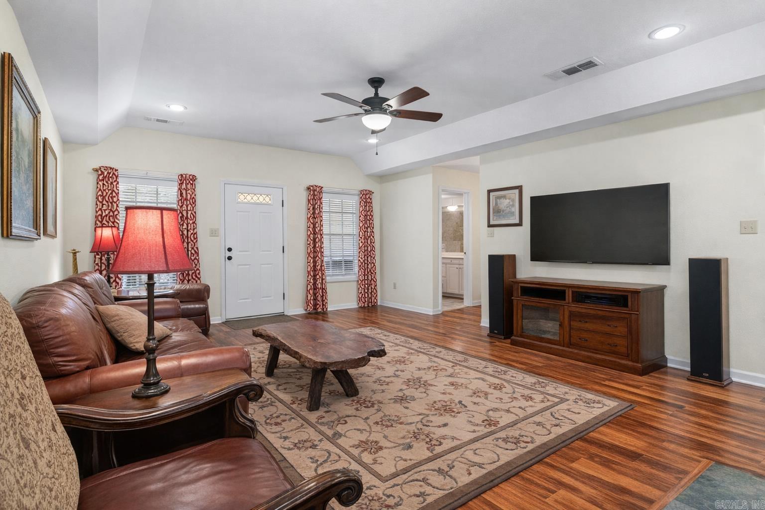 THE HEIGHTS - Residential