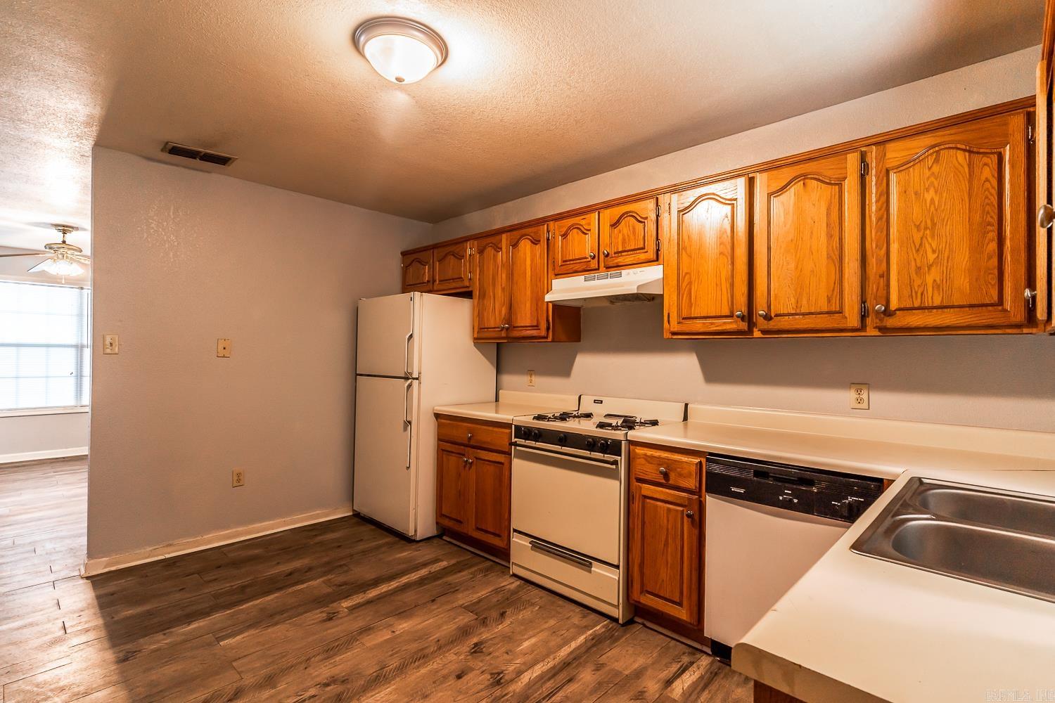 Poinsett Lumber & Mfg - Residential Lease