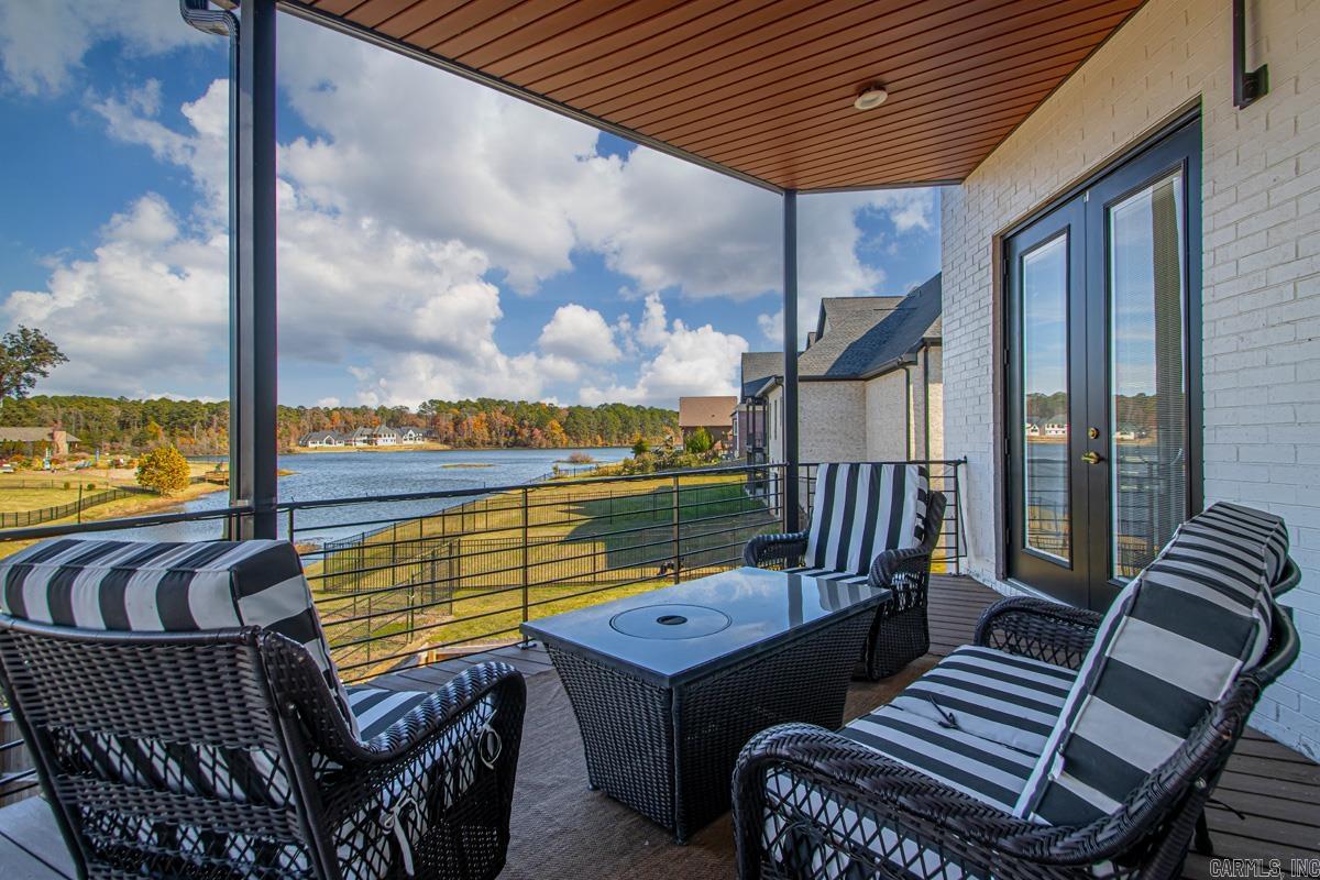 WESTSHORE ADDN HURRICANE LAKE ES - Residential