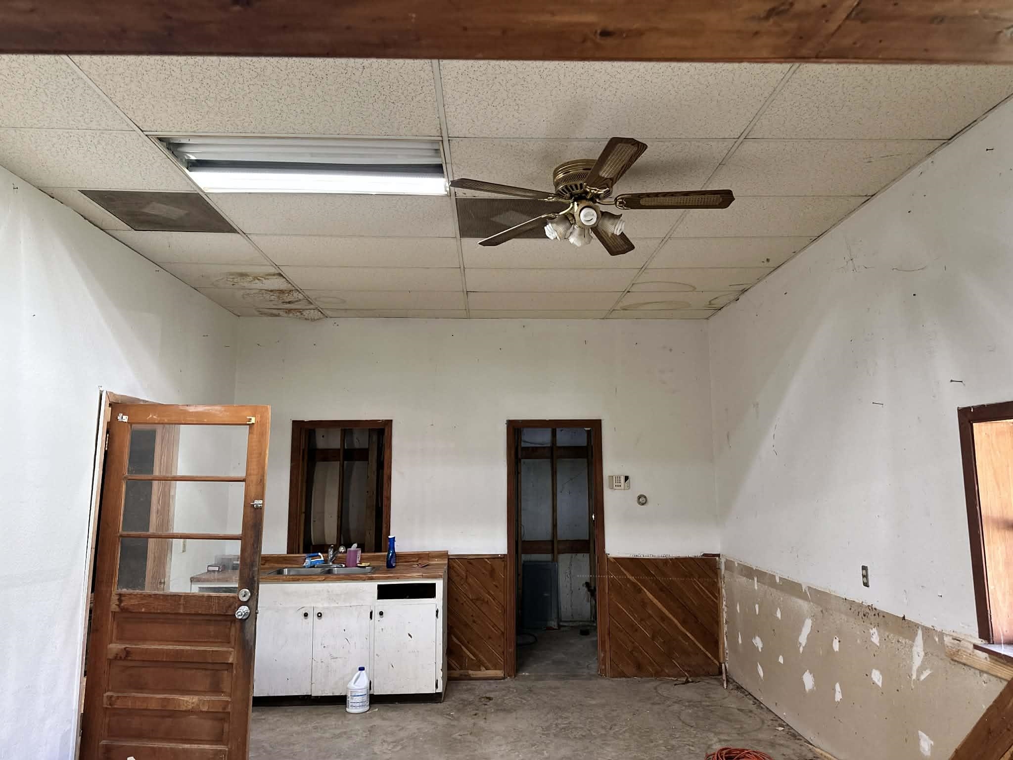 Metes & Bounds - Commercial Sale